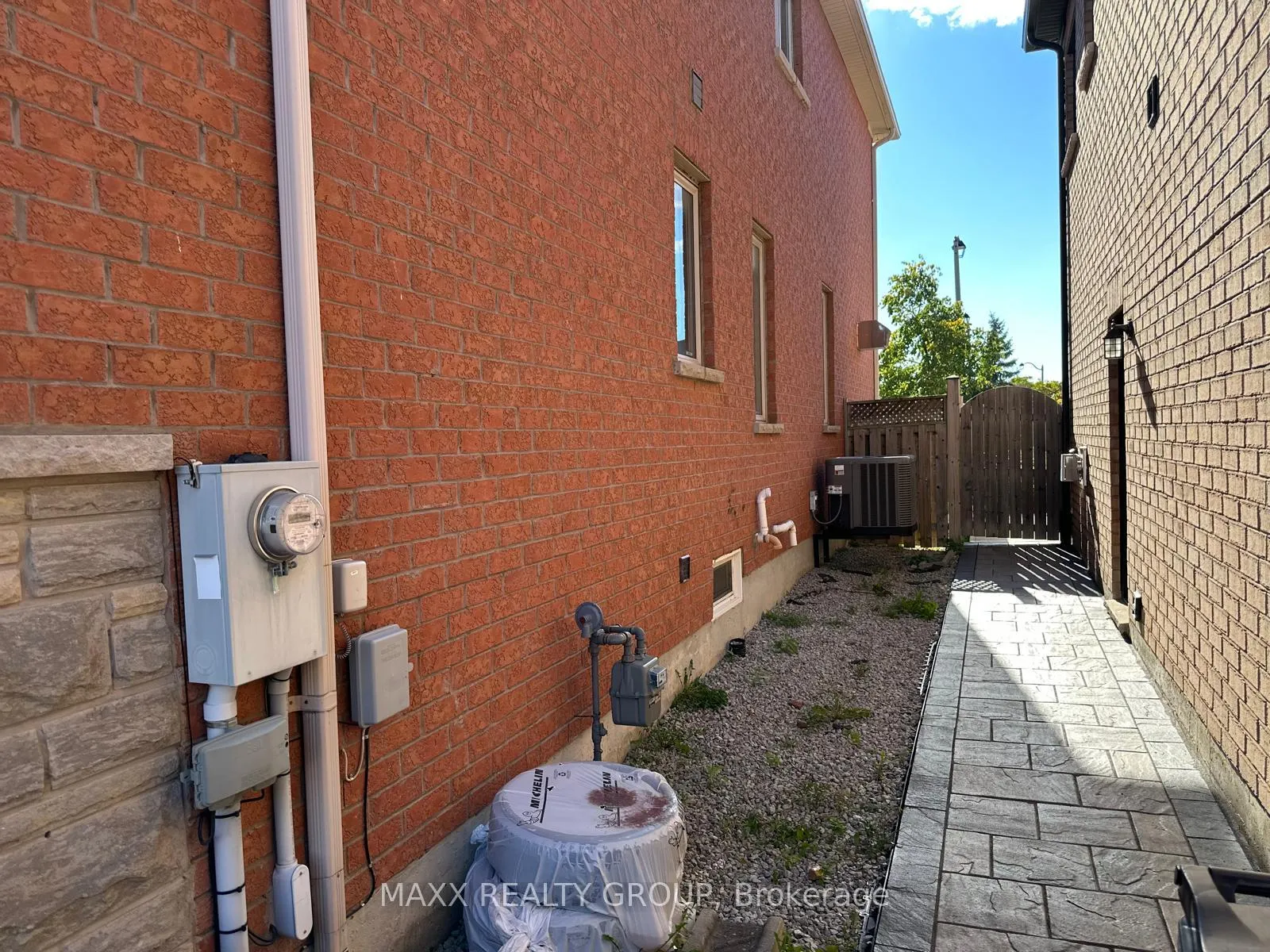 Photo 42 of 36 Beckenham Road, Brampton, Bram East — HOMEH