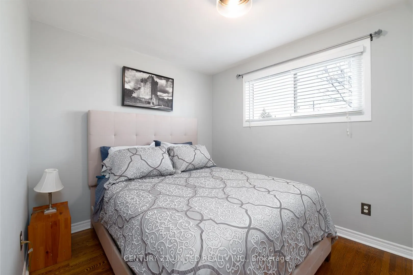 Photo 14 of 1002 Albany Court, Peterborough, Ashburnham Ward 4 — HOMEH