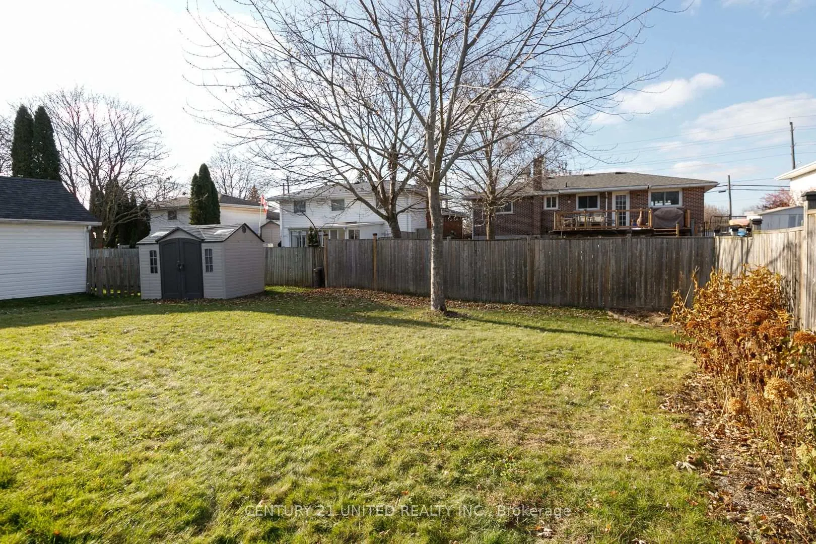 Photo 27 of 1002 Albany Court, Peterborough, Ashburnham Ward 4 — HOMEH