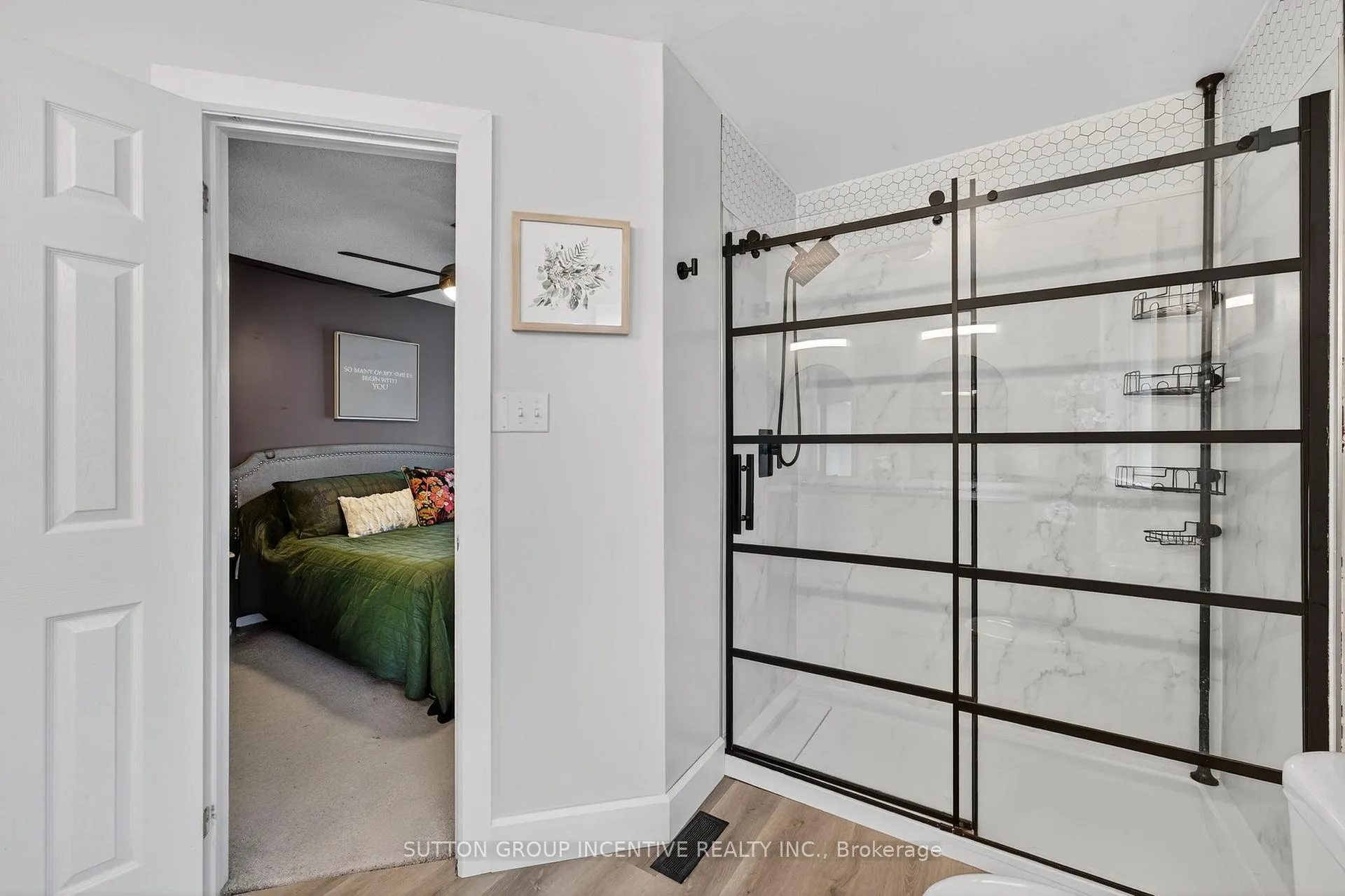 Photo 20 of 124 Hanmer Street E, Barrie, East Bayfield — HOMEH