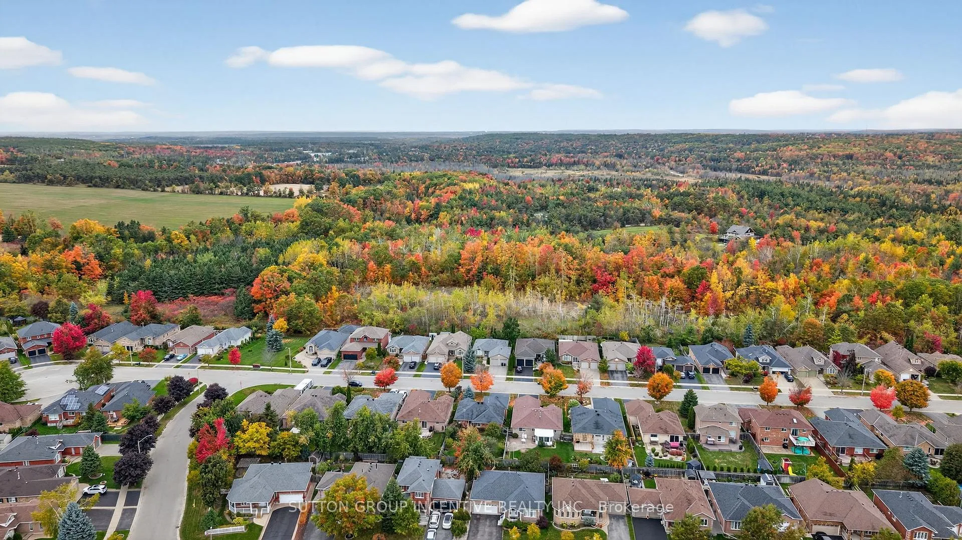 Photo 44 of 124 Hanmer Street E, Barrie, East Bayfield — HOMEH