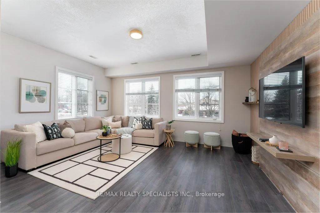 Photo 10 of Unit 39, 70 Plains Road W, Burlington, Bayview — HOMEH