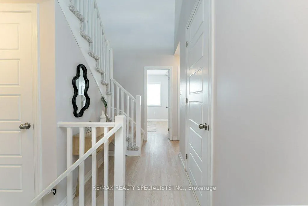 Photo 12 of Unit 39, 70 Plains Road W, Burlington, Bayview — HOMEH