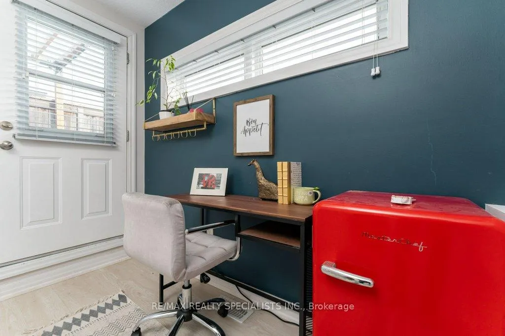 Photo 19 of Unit 39, 70 Plains Road W, Burlington, Bayview — HOMEH