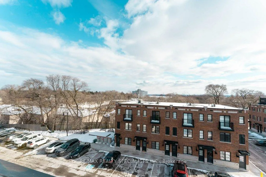 Photo 20 of Unit 39, 70 Plains Road W, Burlington, Bayview — HOMEH