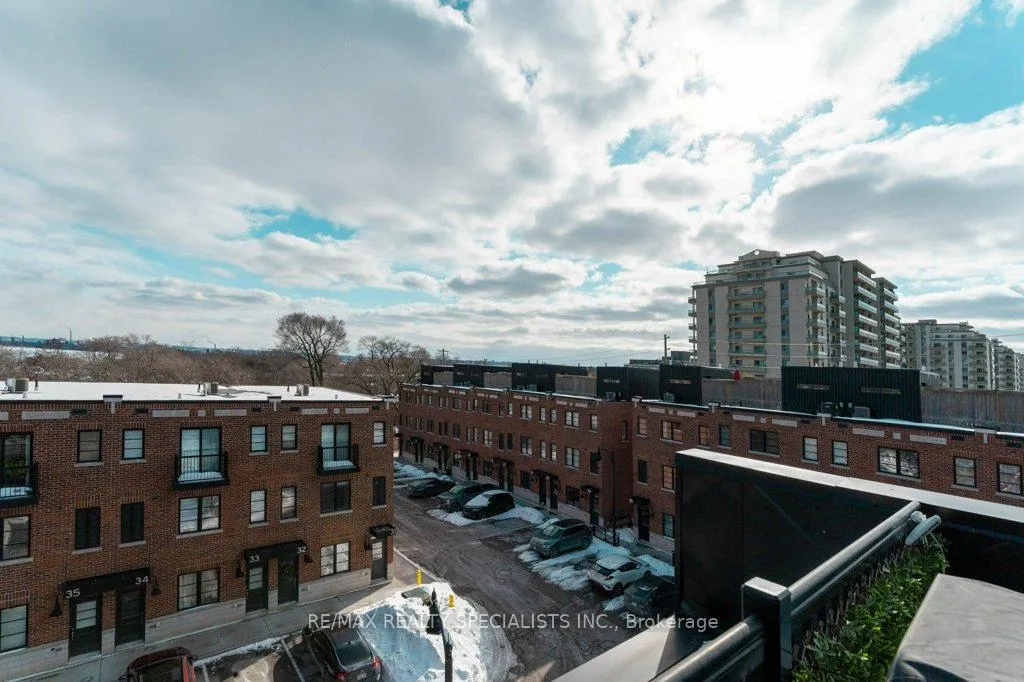 Photo 21 of Unit 39, 70 Plains Road W, Burlington, Bayview — HOMEH