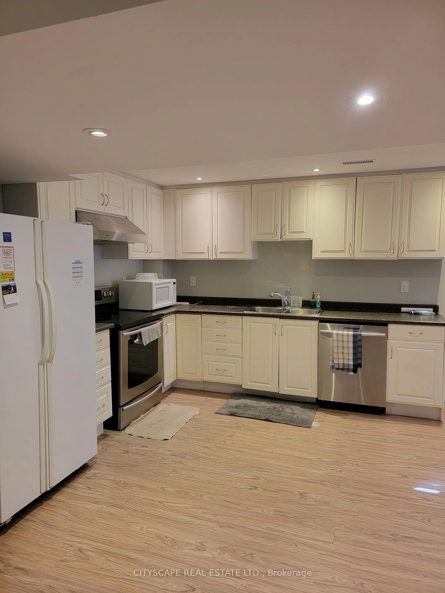 Photo 3 of Unit Bsmt, 593 Ray Lawson Boulevard, Brampton, Fletcher's Creek South — HOMEH