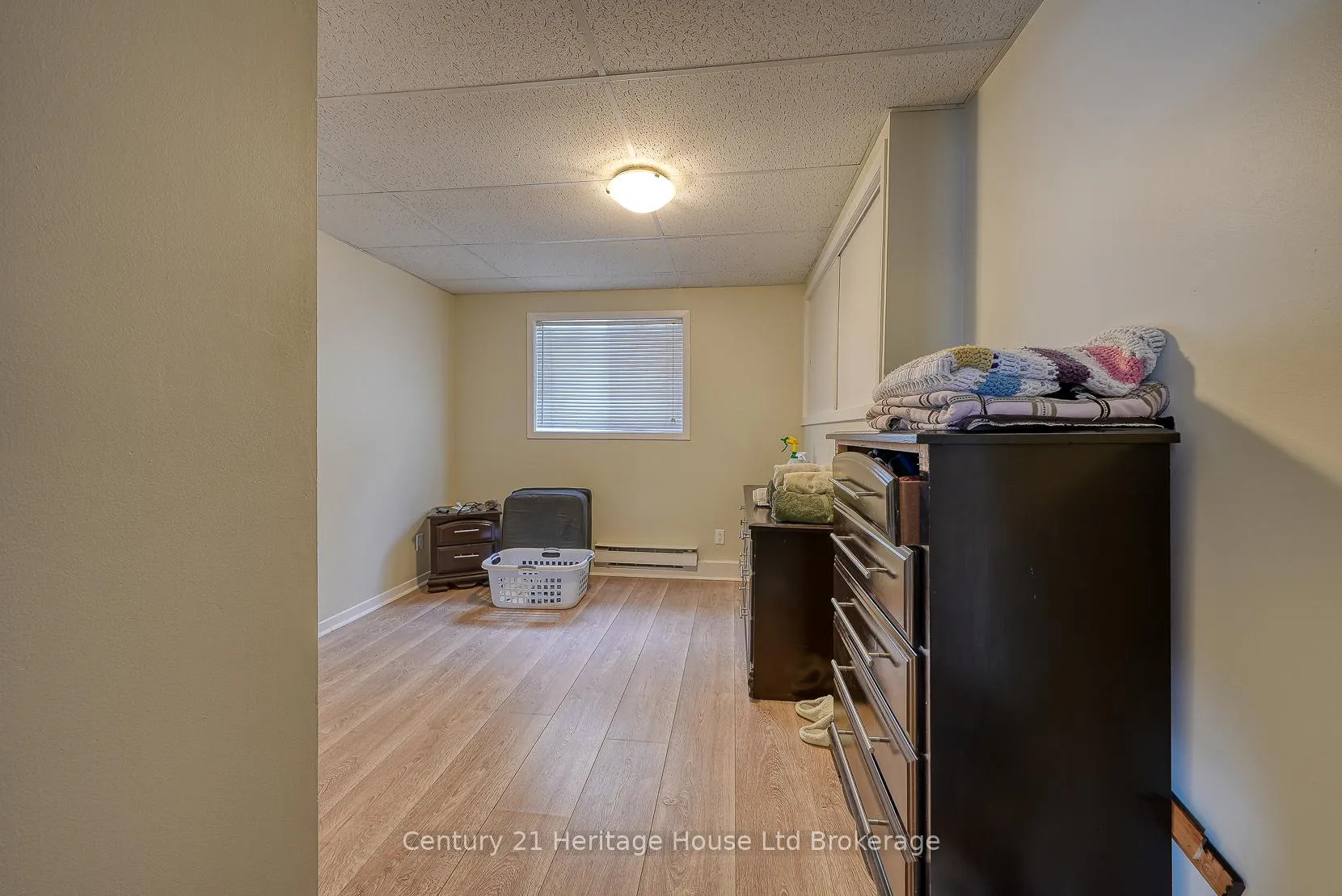 Photo 15 of 302 Chapel Street, Norfolk, Simcoe — HOMEH