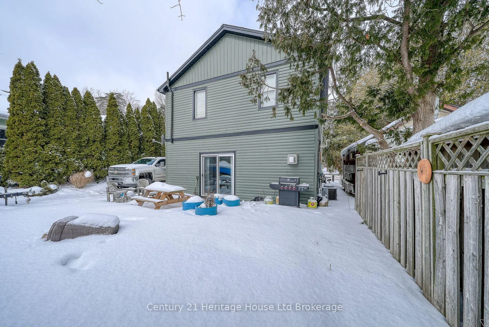 Photo 20 of 302 Chapel Street, Norfolk, Simcoe — HOMEH