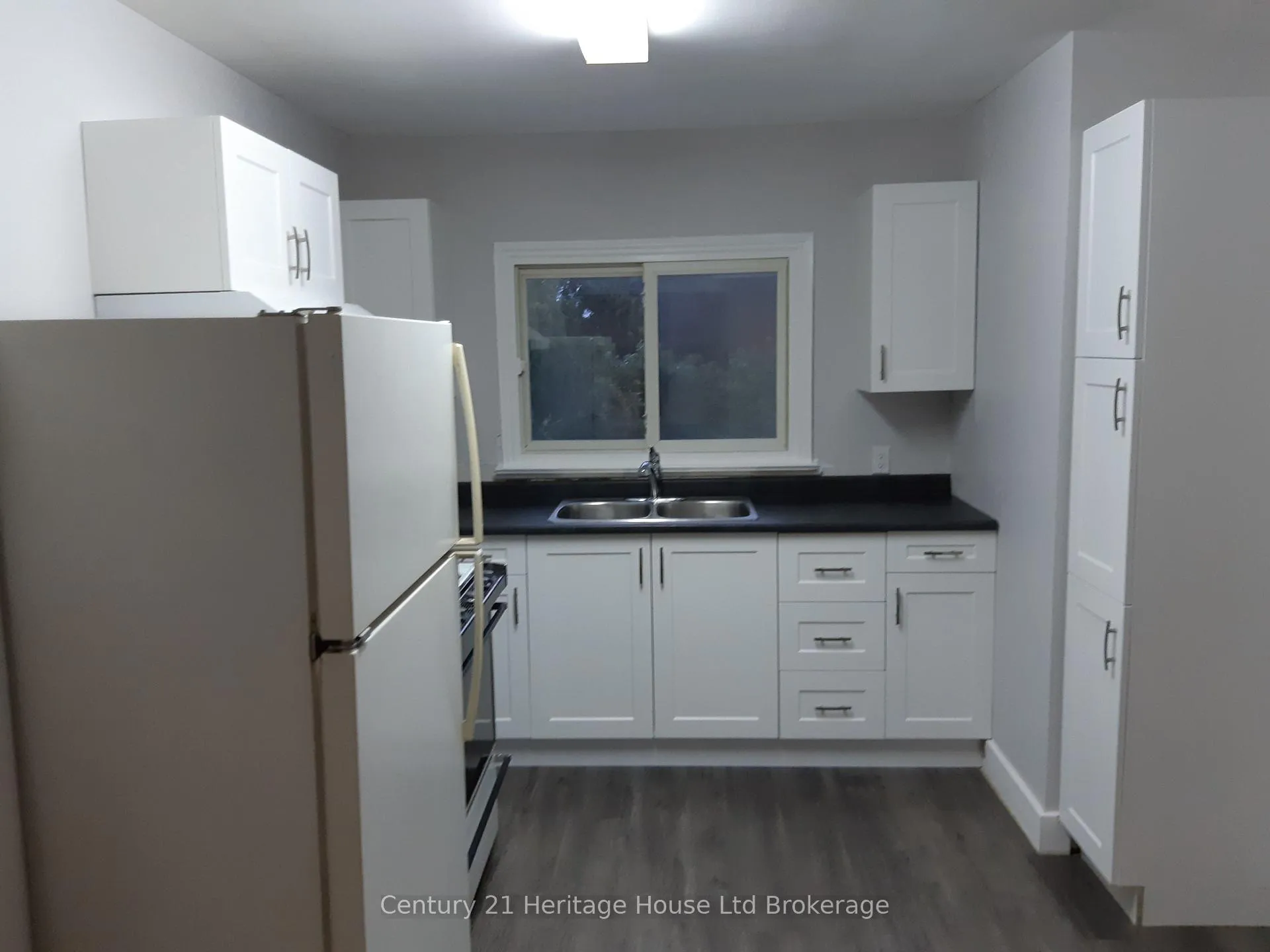 Photo 26 of 302 Chapel Street, Norfolk, Simcoe — HOMEH