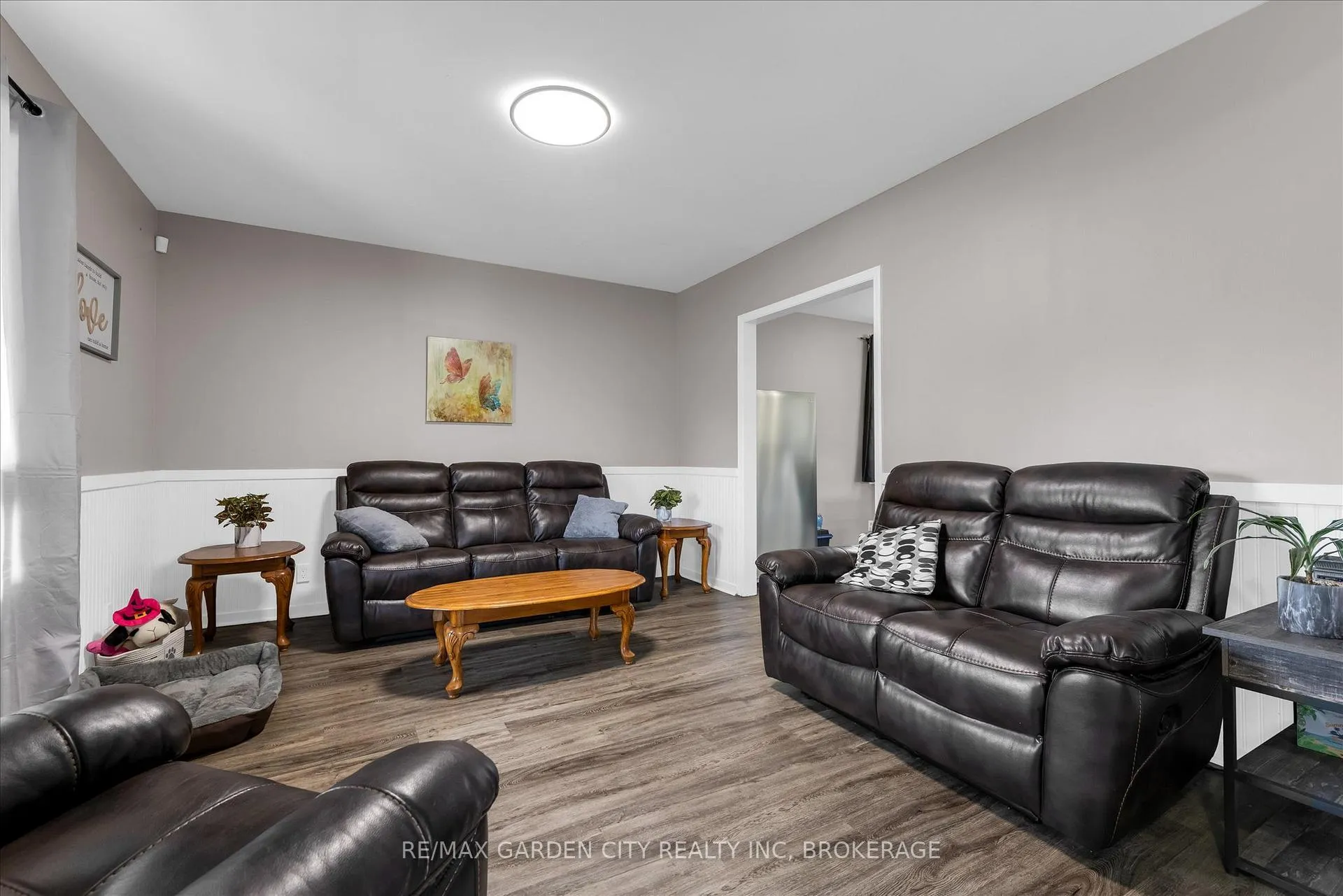 Photo 4 of 167 Durham Street, Port Colborne, East Village — HOMEH