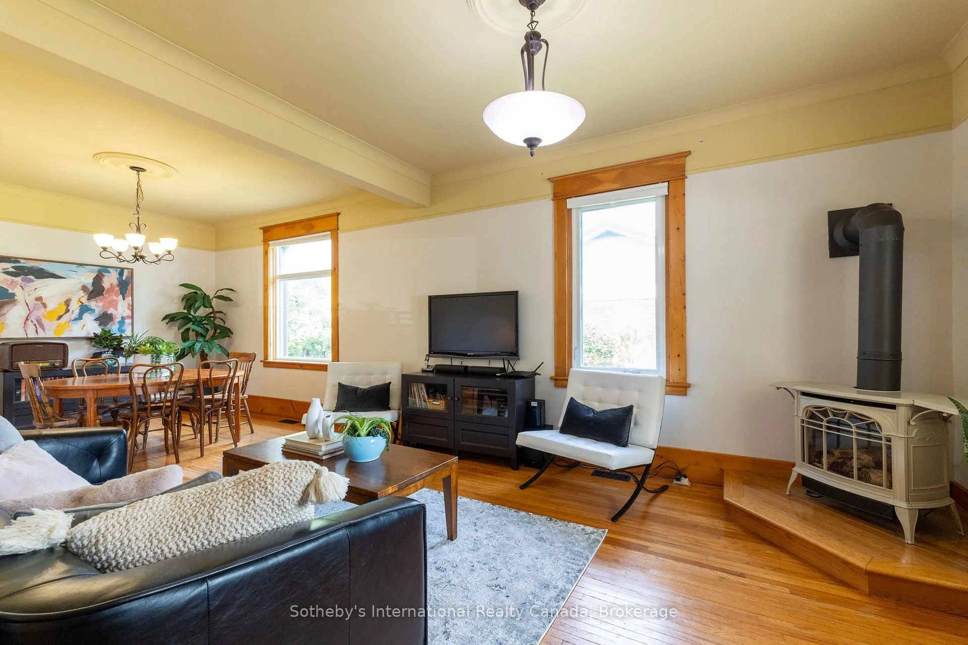 Photo 21 of 12 Elizabeth Street W, Clearview, Creemore — HOMEH