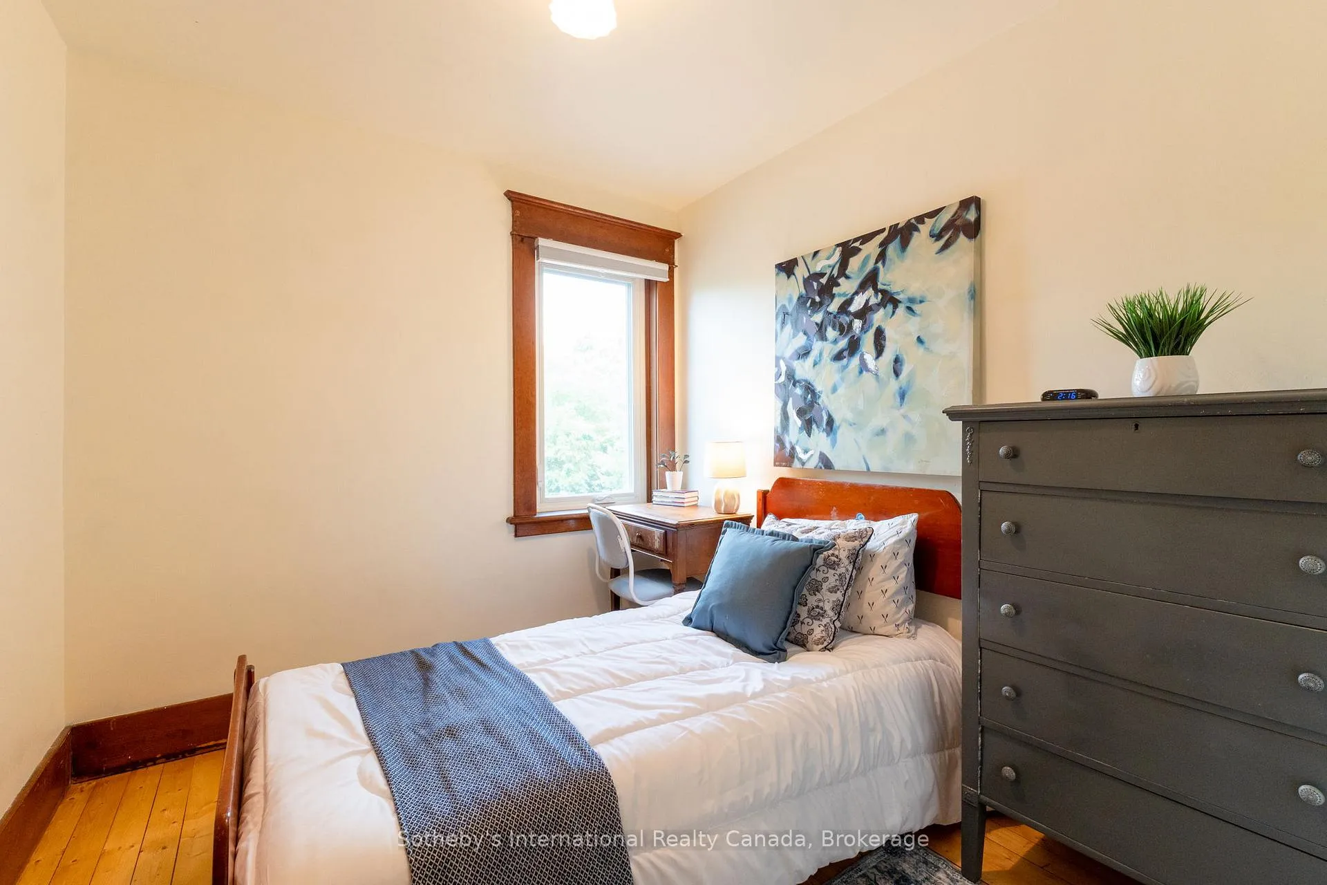 Photo 28 of 12 Elizabeth Street W, Clearview, Creemore — HOMEH