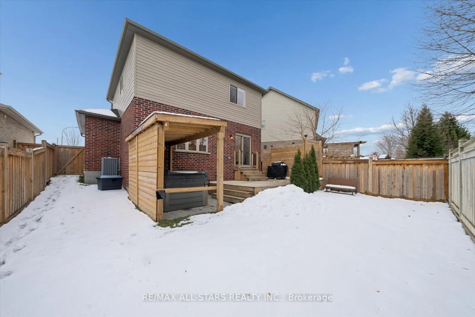 Photo 31 of 20 Carleton Trail, New Tecumseth, Beeton — HOMEH