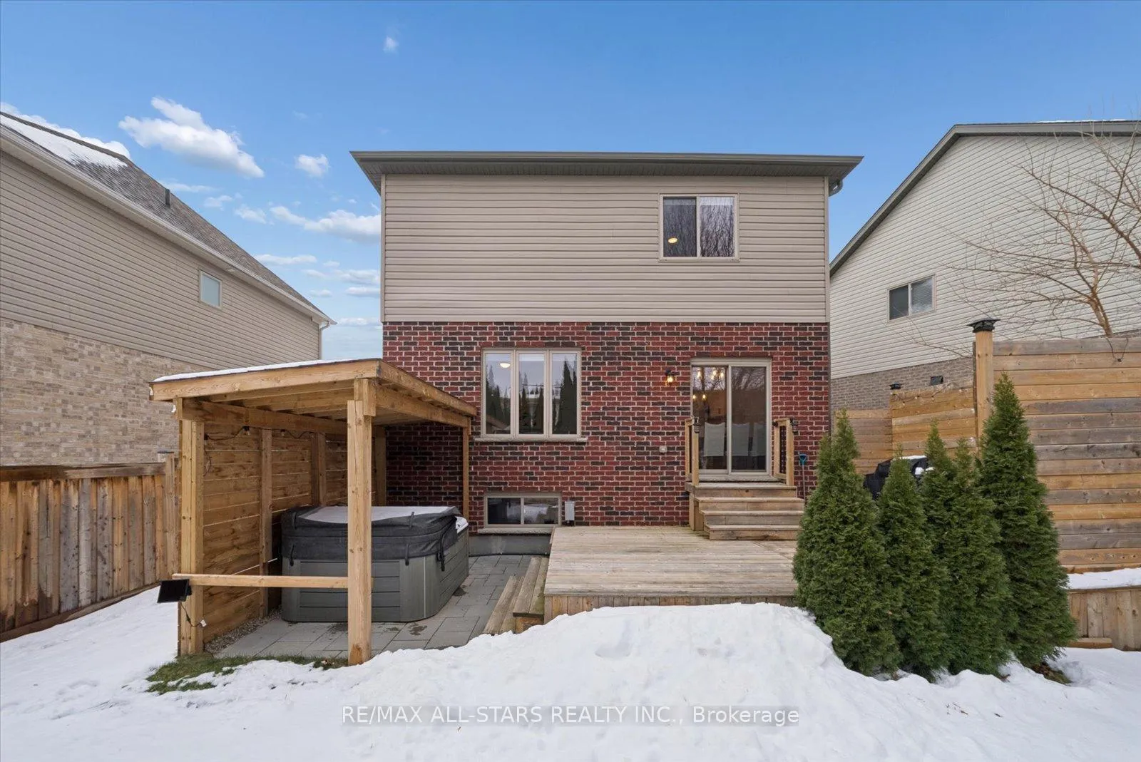 Photo 32 of 20 Carleton Trail, New Tecumseth, Beeton — HOMEH