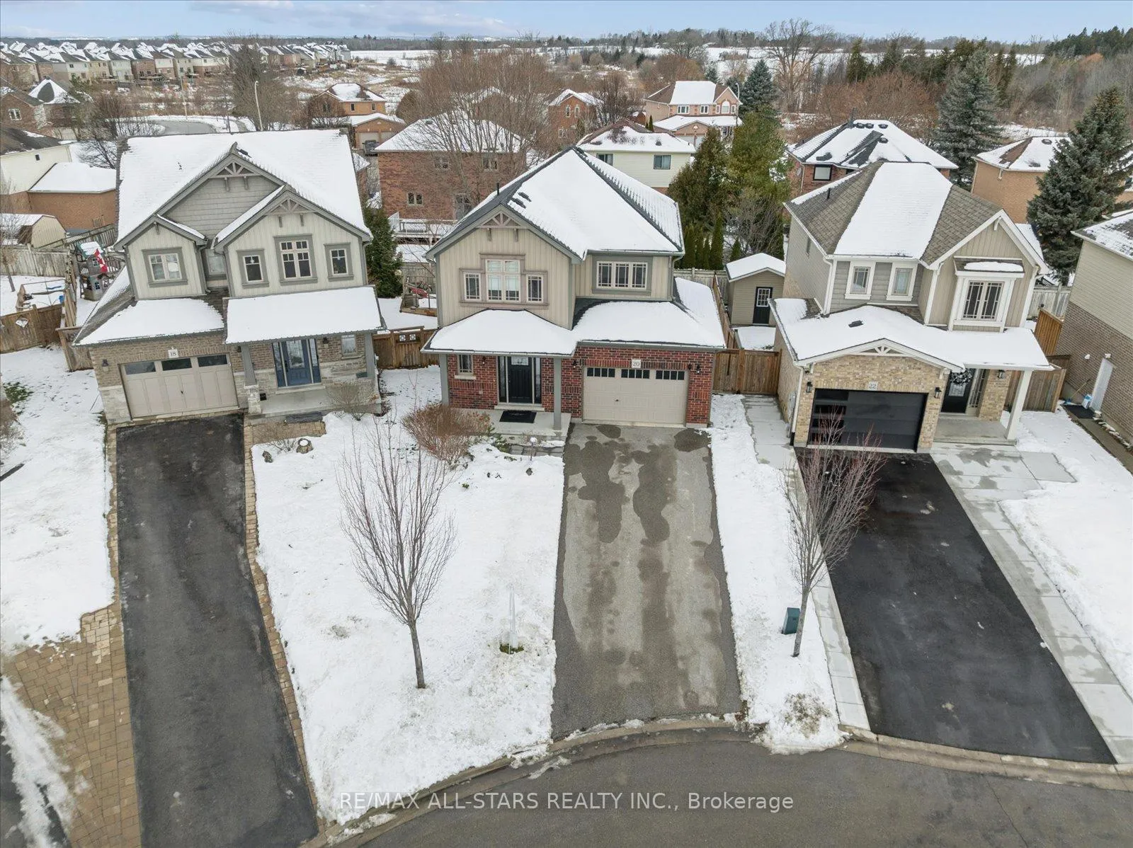 Photo 39 of 20 Carleton Trail, New Tecumseth, Beeton — HOMEH