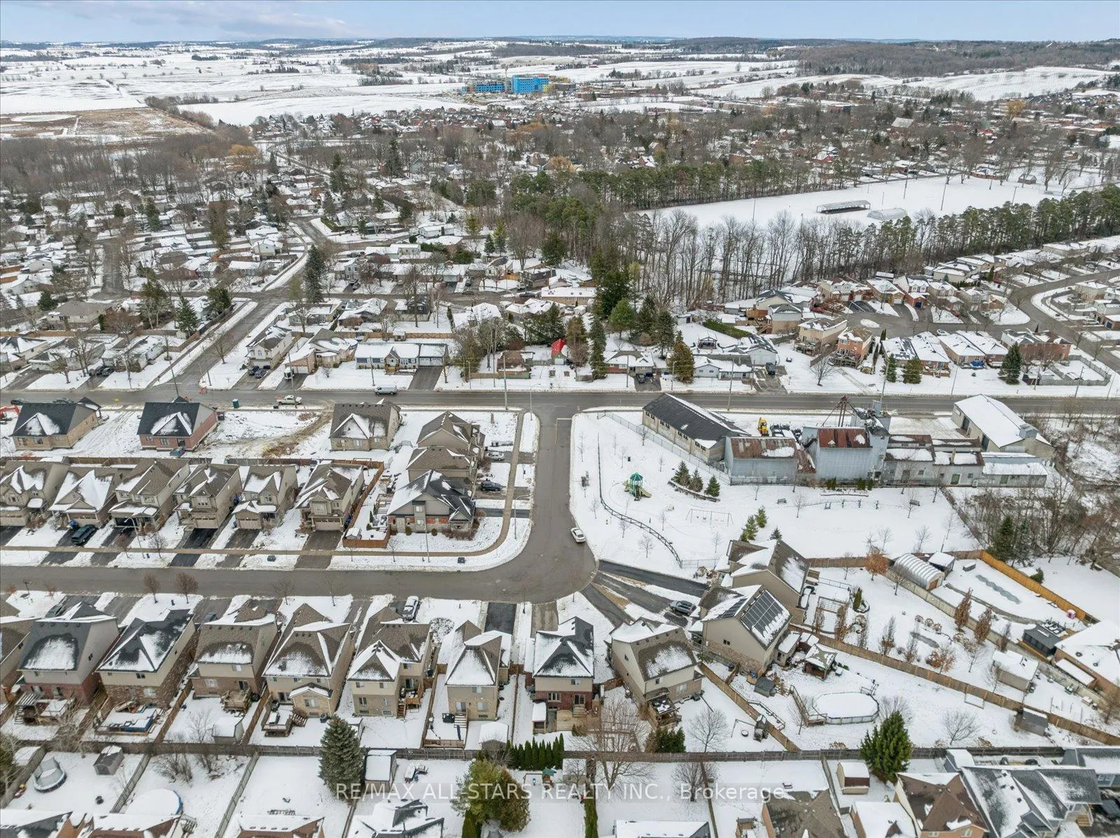 Photo 42 of 20 Carleton Trail, New Tecumseth, Beeton — HOMEH