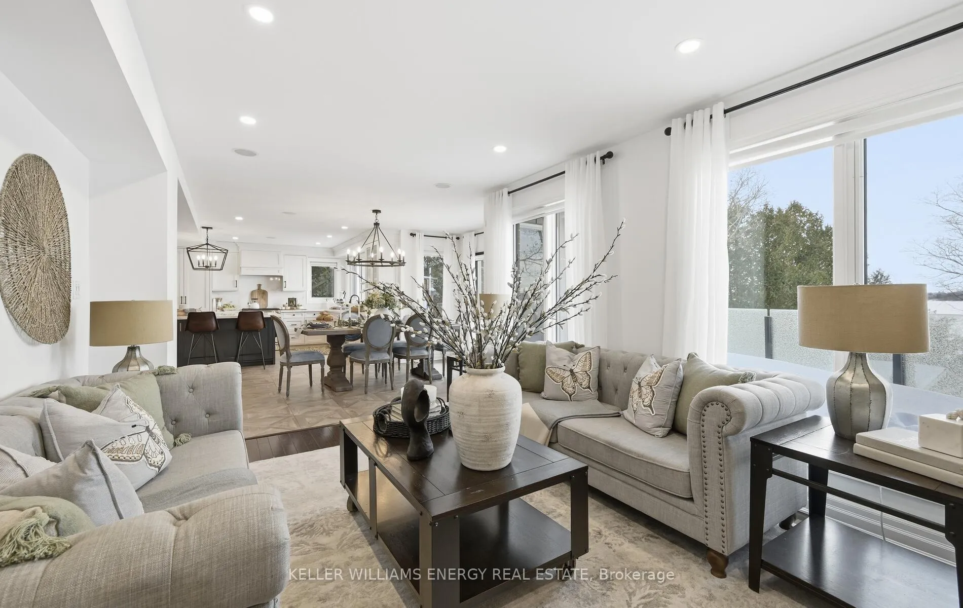 Photo 14 of 12 Pettet Drive, Scugog, Port Perry — HOMEH