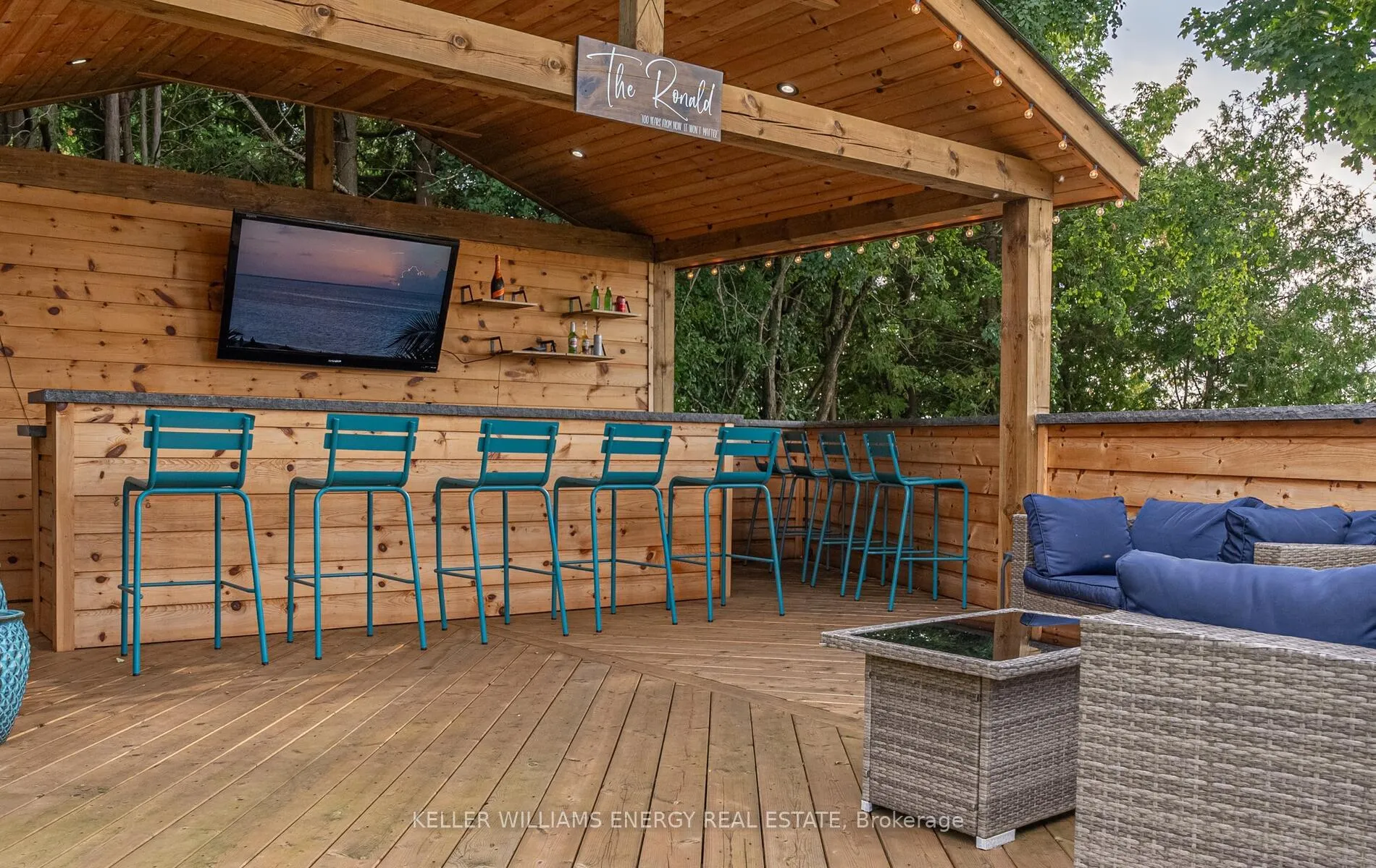 Photo 41 of 12 Pettet Drive, Scugog, Port Perry — HOMEH
