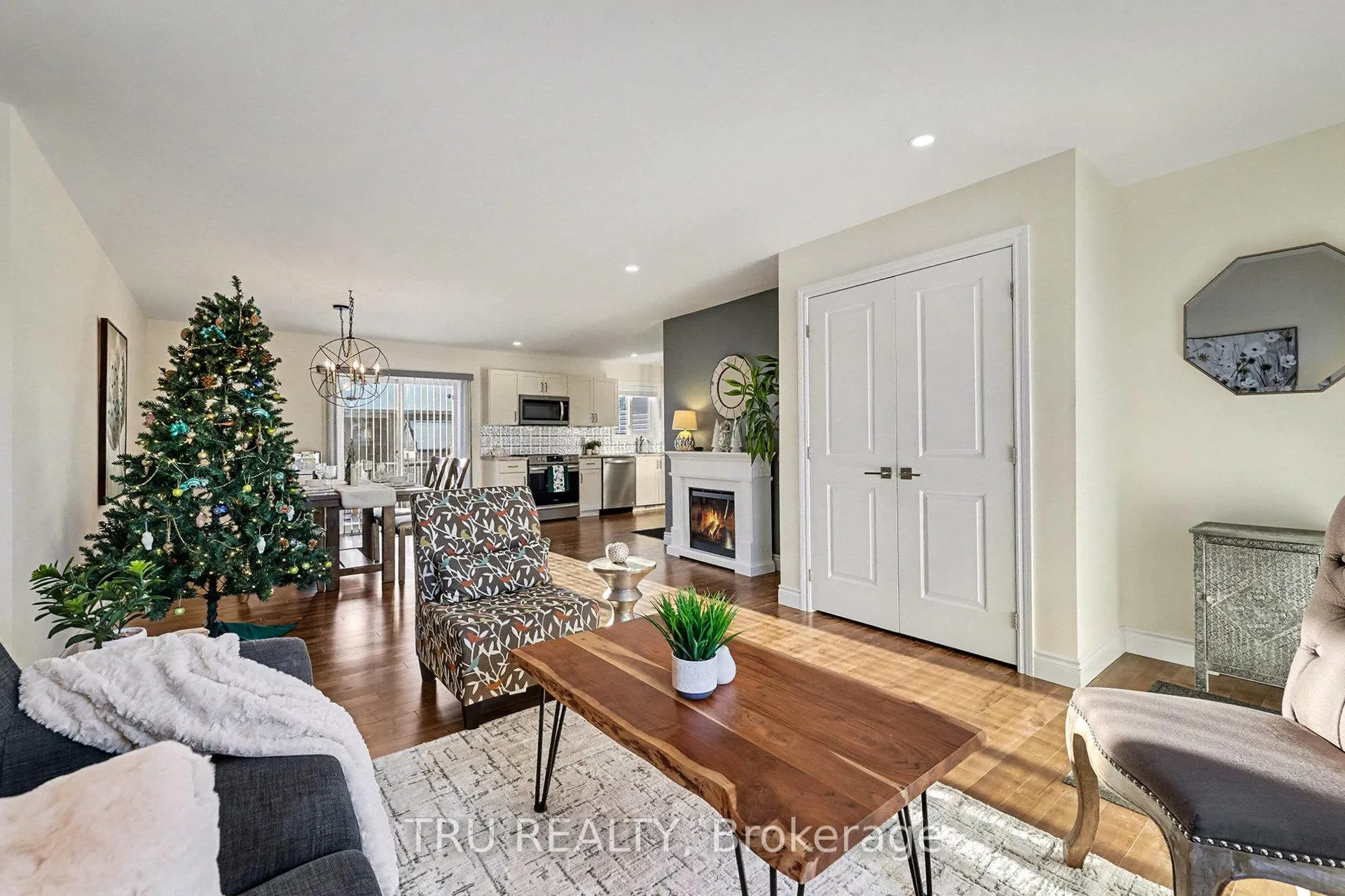 Photo 4 of 24 Otteridge Avenue, Renfrew — HOMEH