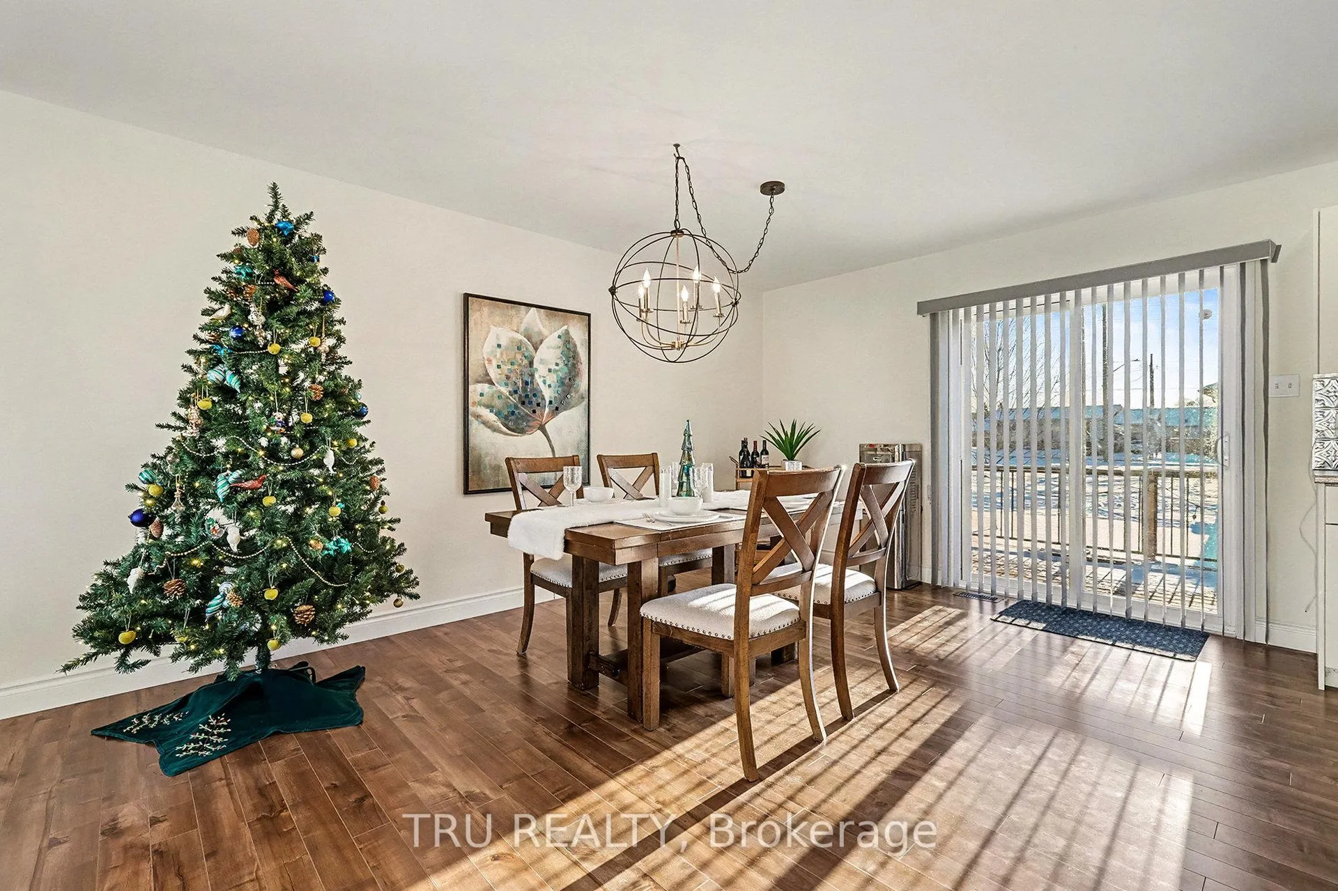 Photo 5 of 24 Otteridge Avenue, Renfrew — HOMEH