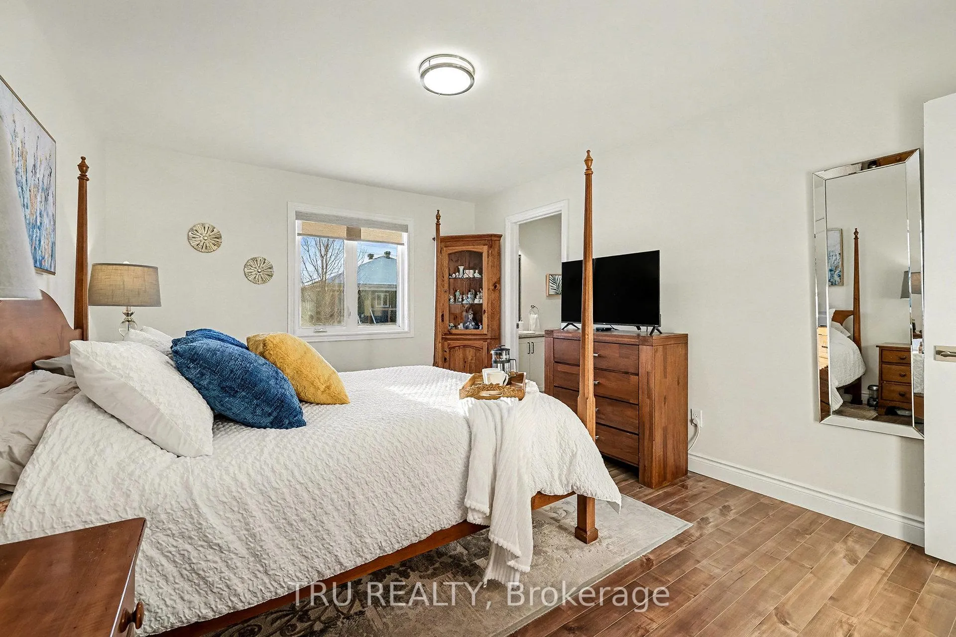Photo 17 of 24 Otteridge Avenue, Renfrew — HOMEH