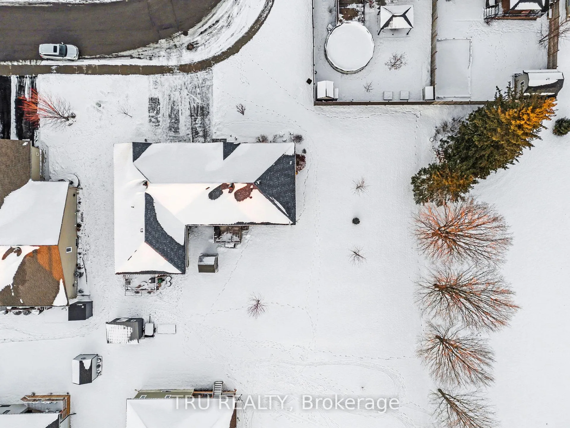 Photo 26 of 24 Otteridge Avenue, Renfrew — HOMEH