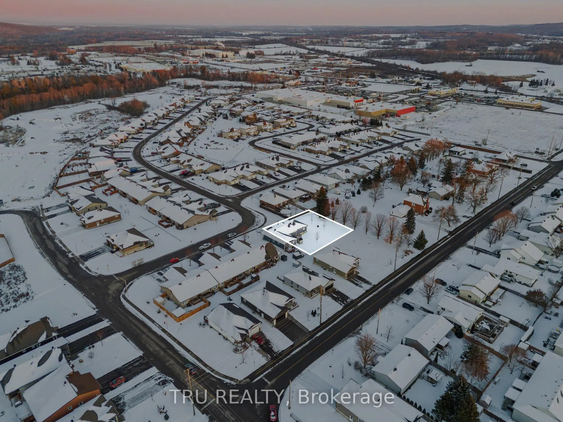 Photo 27 of 24 Otteridge Avenue, Renfrew — HOMEH