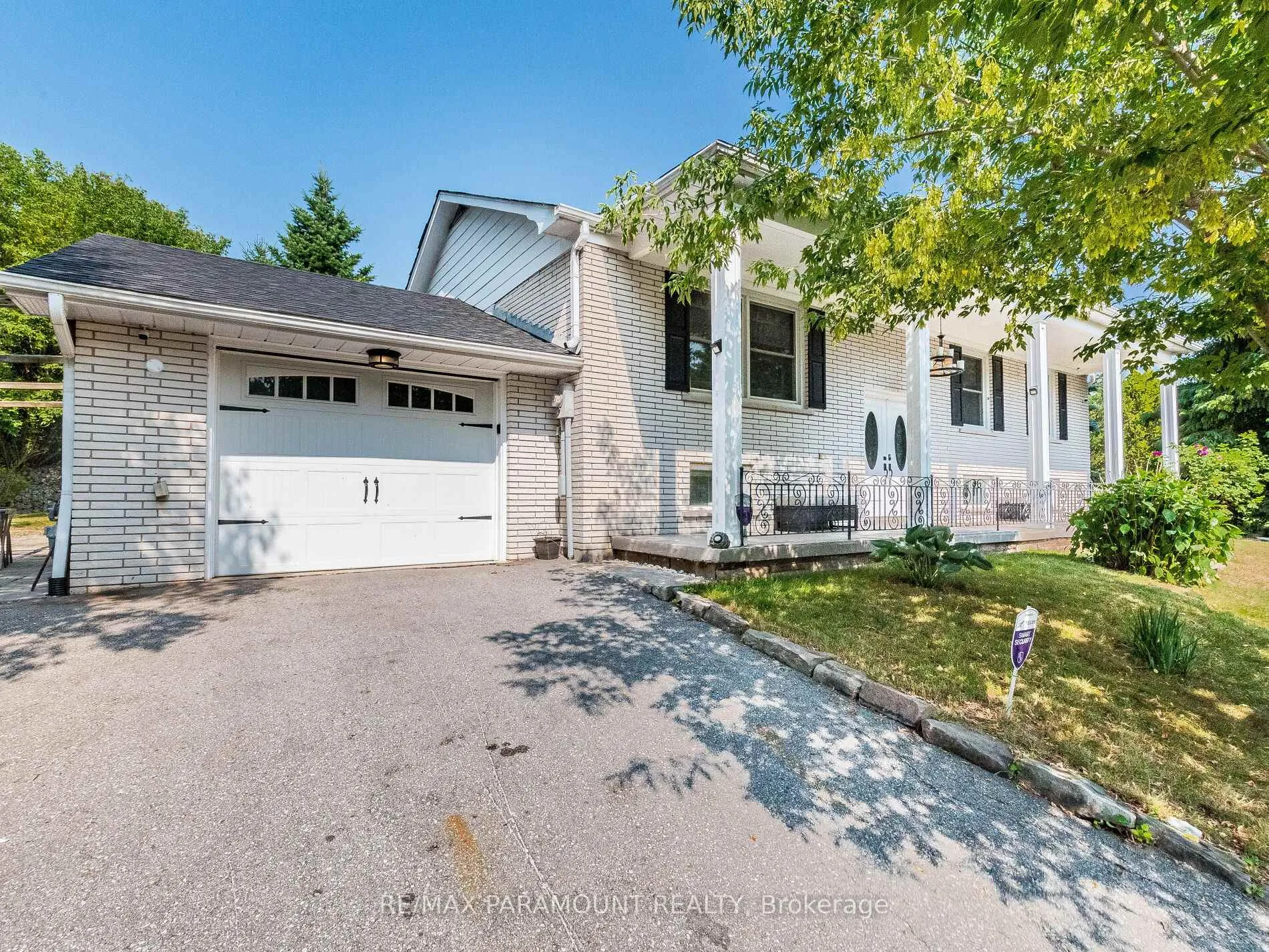 Photo 1 of 14 King Street, Caledon, Rural Caledon — HOMEH