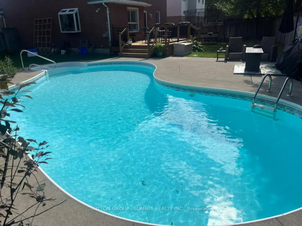Photo 1 of 95 Ryans Way, Hamilton, Waterdown — HOMEH