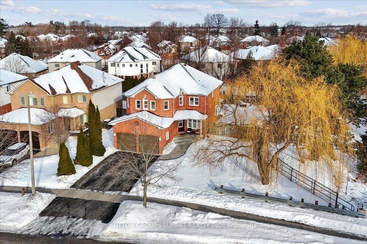 Photo 4 of 95 Ryans Way, Hamilton, Waterdown — HOMEH
