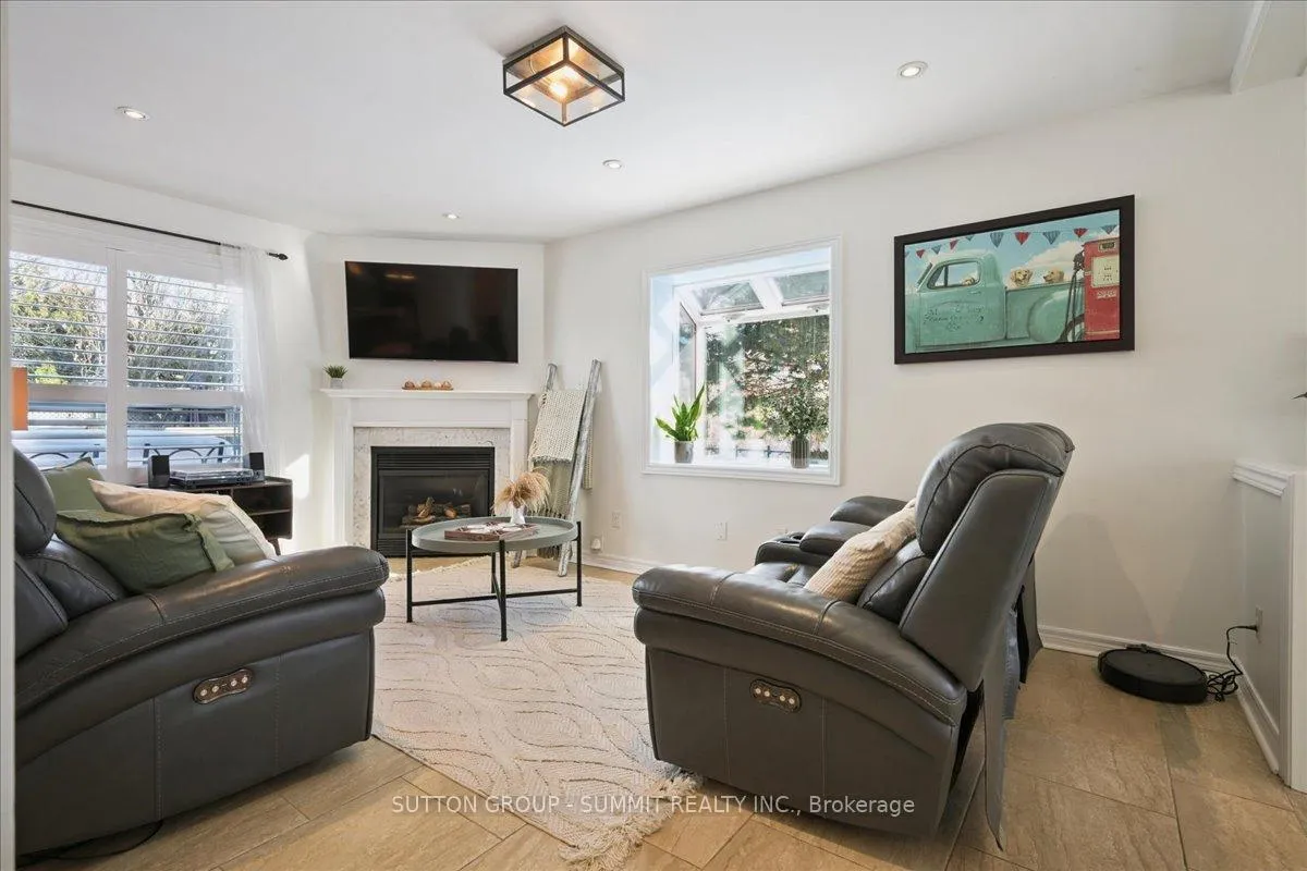 Photo 6 of 95 Ryans Way, Hamilton, Waterdown — HOMEH