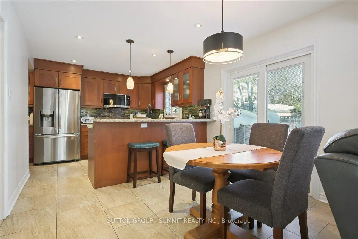 Photo 10 of 95 Ryans Way, Hamilton, Waterdown — HOMEH