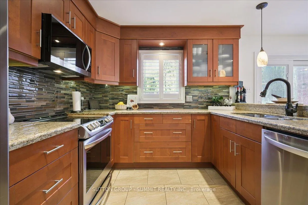 Photo 13 of 95 Ryans Way, Hamilton, Waterdown — HOMEH