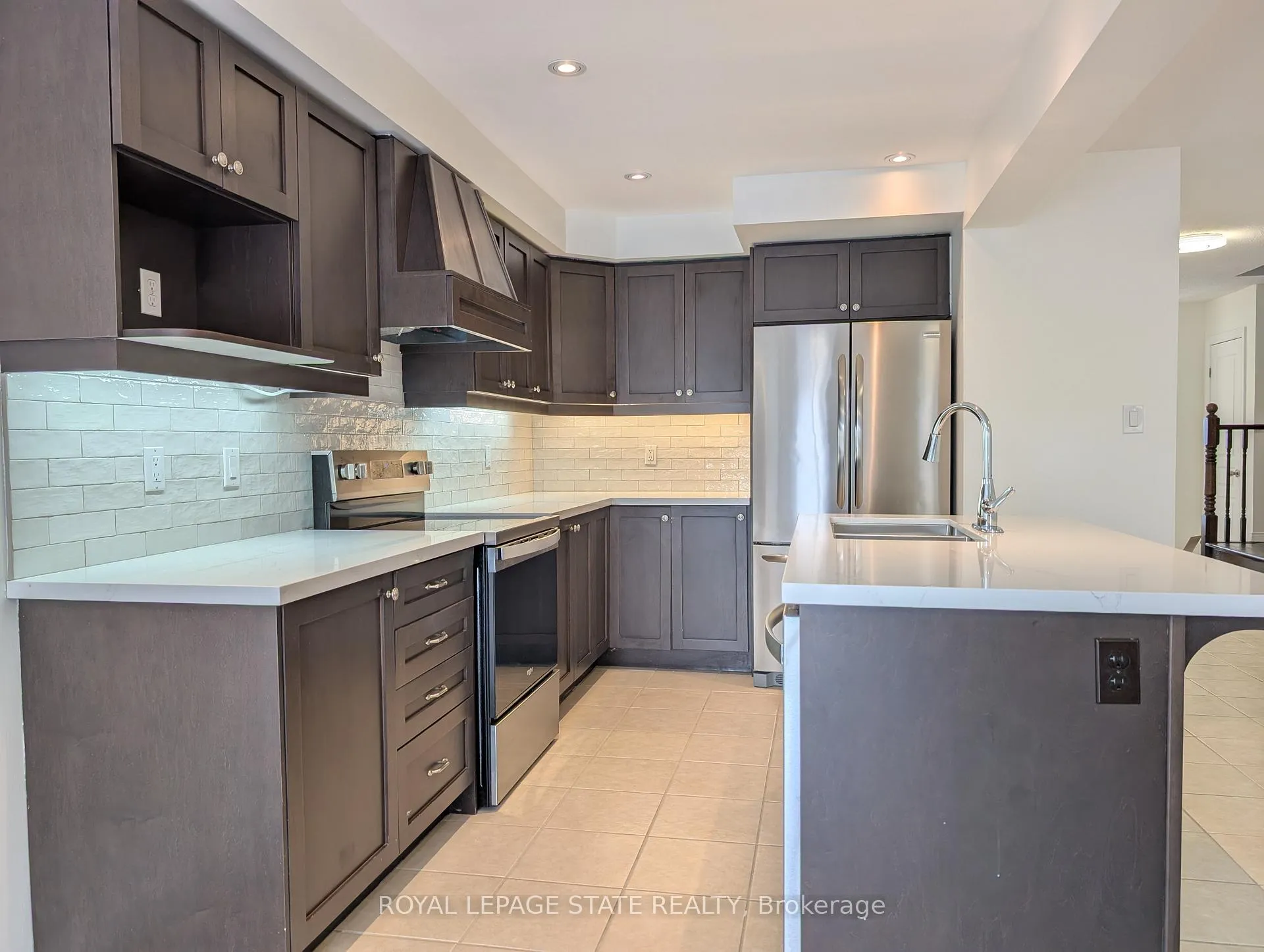 Photo 18 of 175 Penny Lane, Hamilton, Stoney Creek Mountain — HOMEH