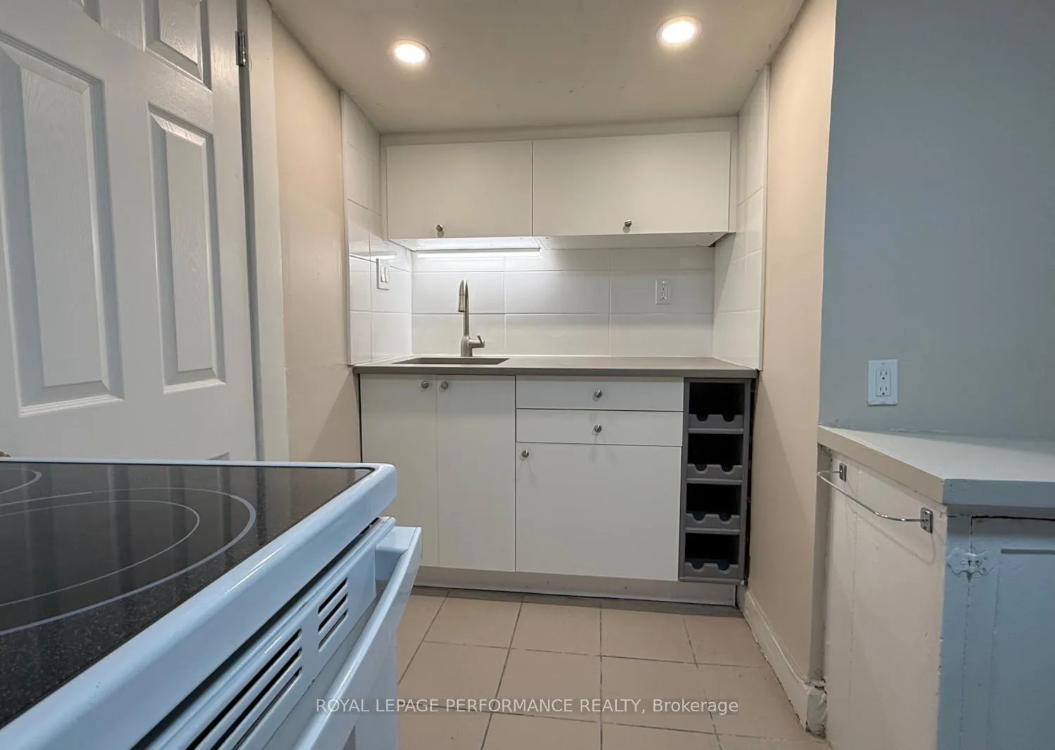 Photo 4 of Unit 1, 143 Echo Drive, Ottawa, Ottawa East — HOMEH