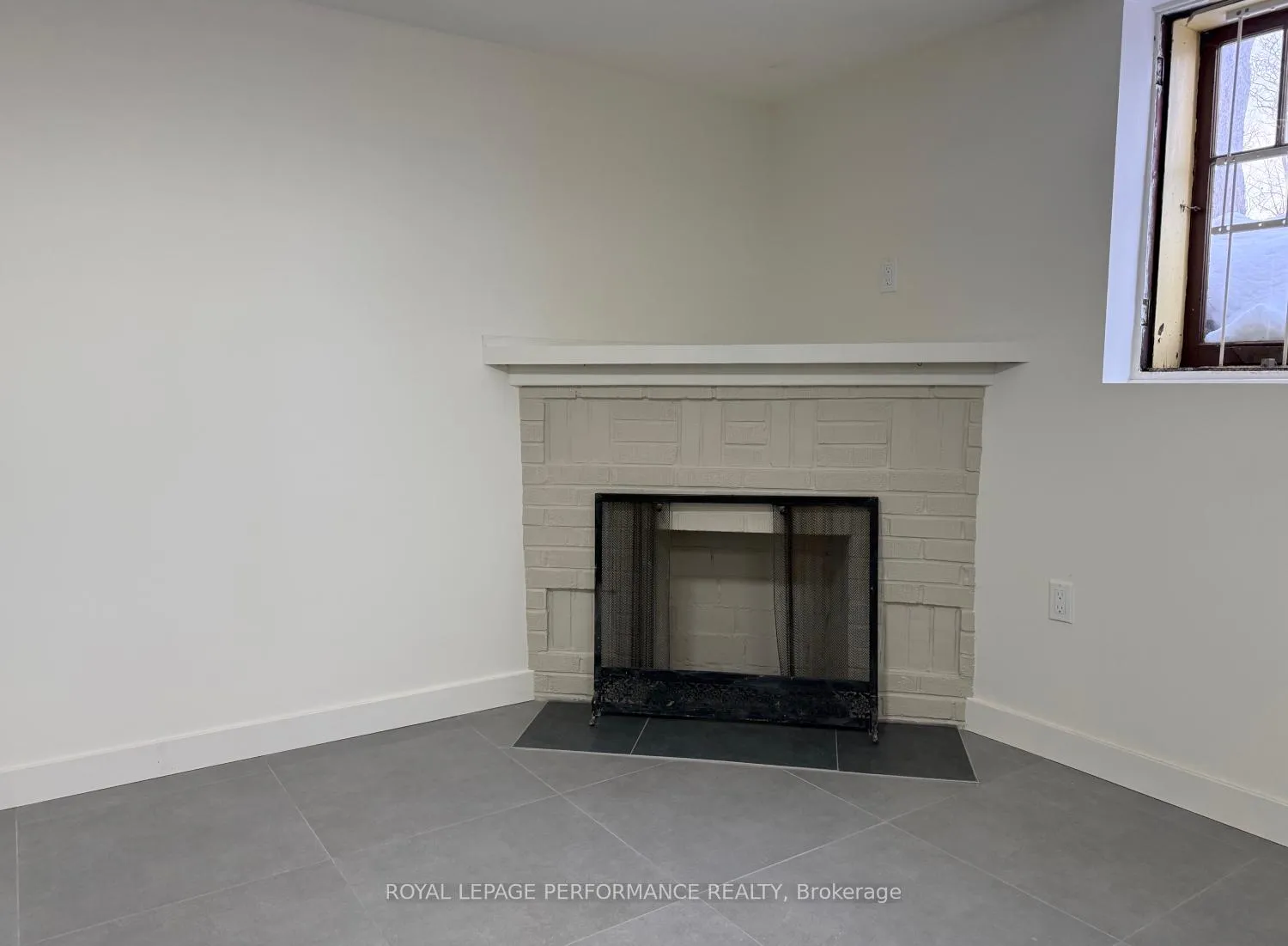 Photo 7 of Unit 1, 143 Echo Drive, Ottawa, Ottawa East — HOMEH