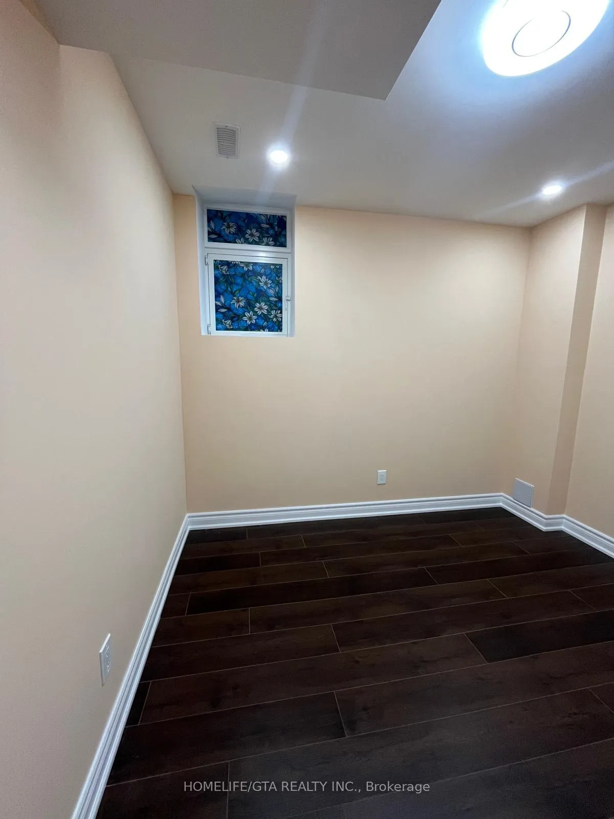 Photo 13 of Unit Basement, 90 Mountainside Crescent, Whitby, Rolling Acres — HOMEH