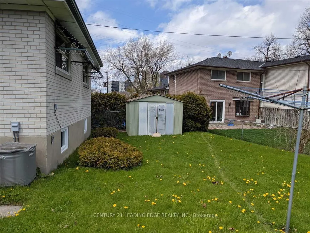 Photo 13 of Unit Upper, 147 Pandora Circle, Scarborough, Woburn — HOMEH