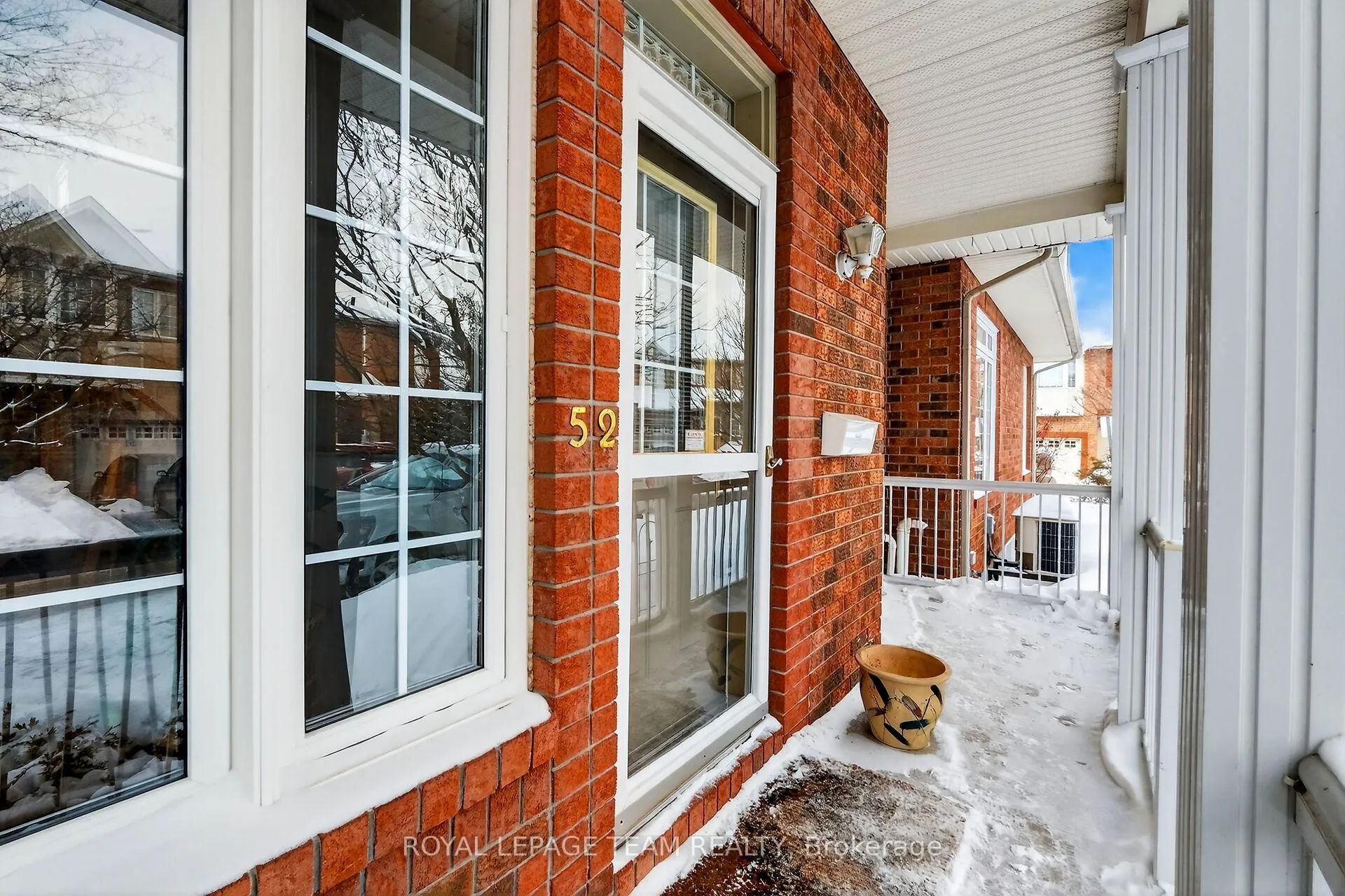 Photo 5 of 52 Great Oak Private, Ottawa, Riverview Park — HOMEH