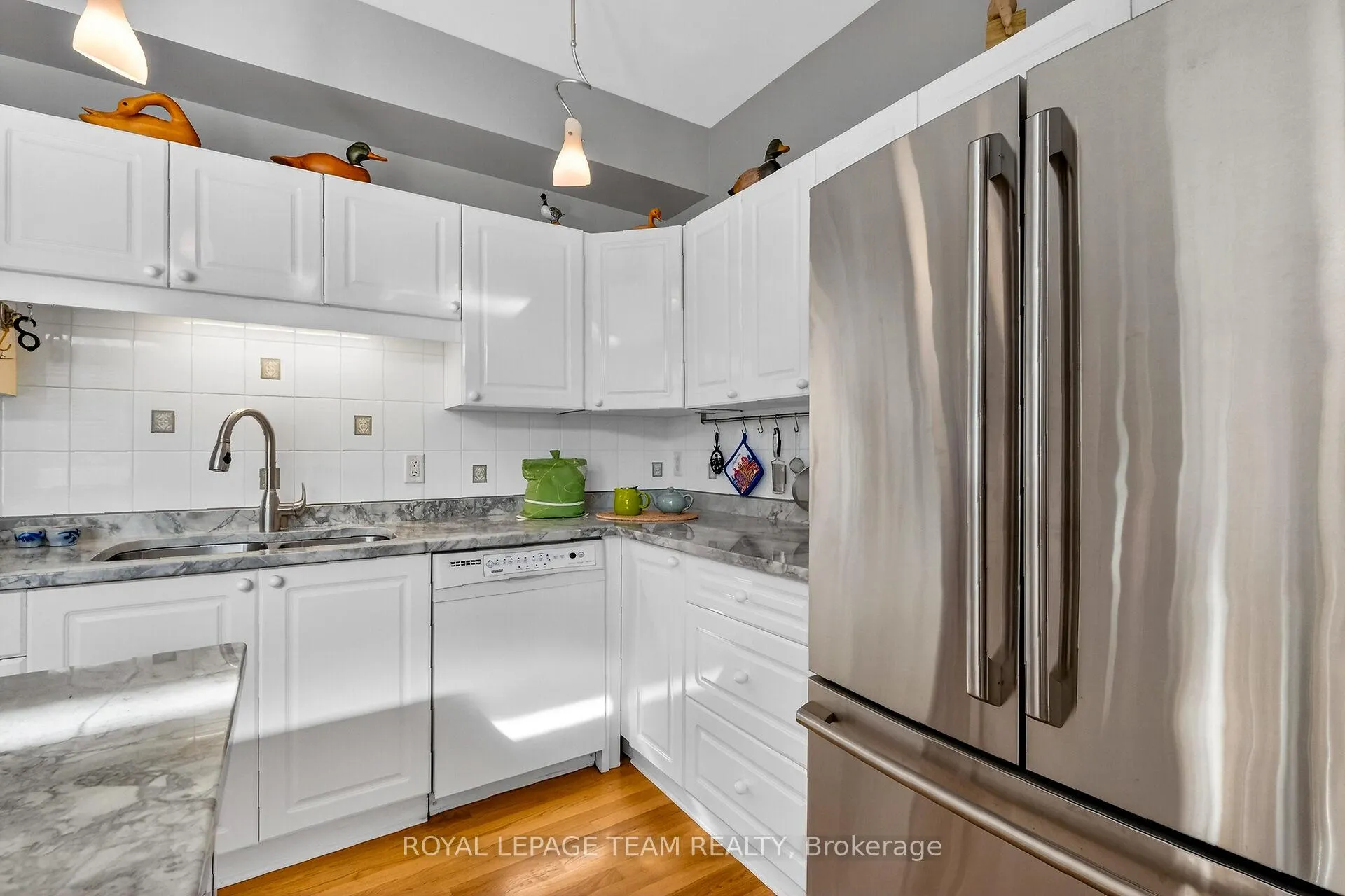 Photo 16 of 52 Great Oak Private, Ottawa, Riverview Park — HOMEH