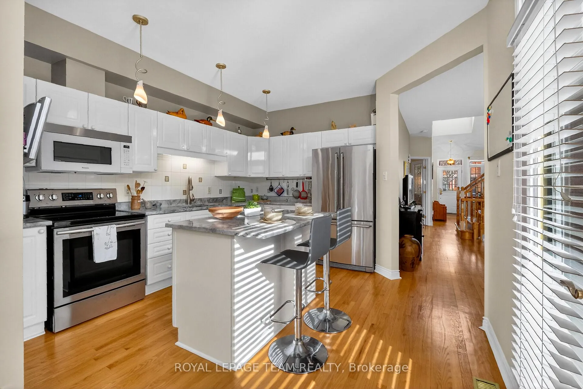 Photo 18 of 52 Great Oak Private, Ottawa, Riverview Park — HOMEH