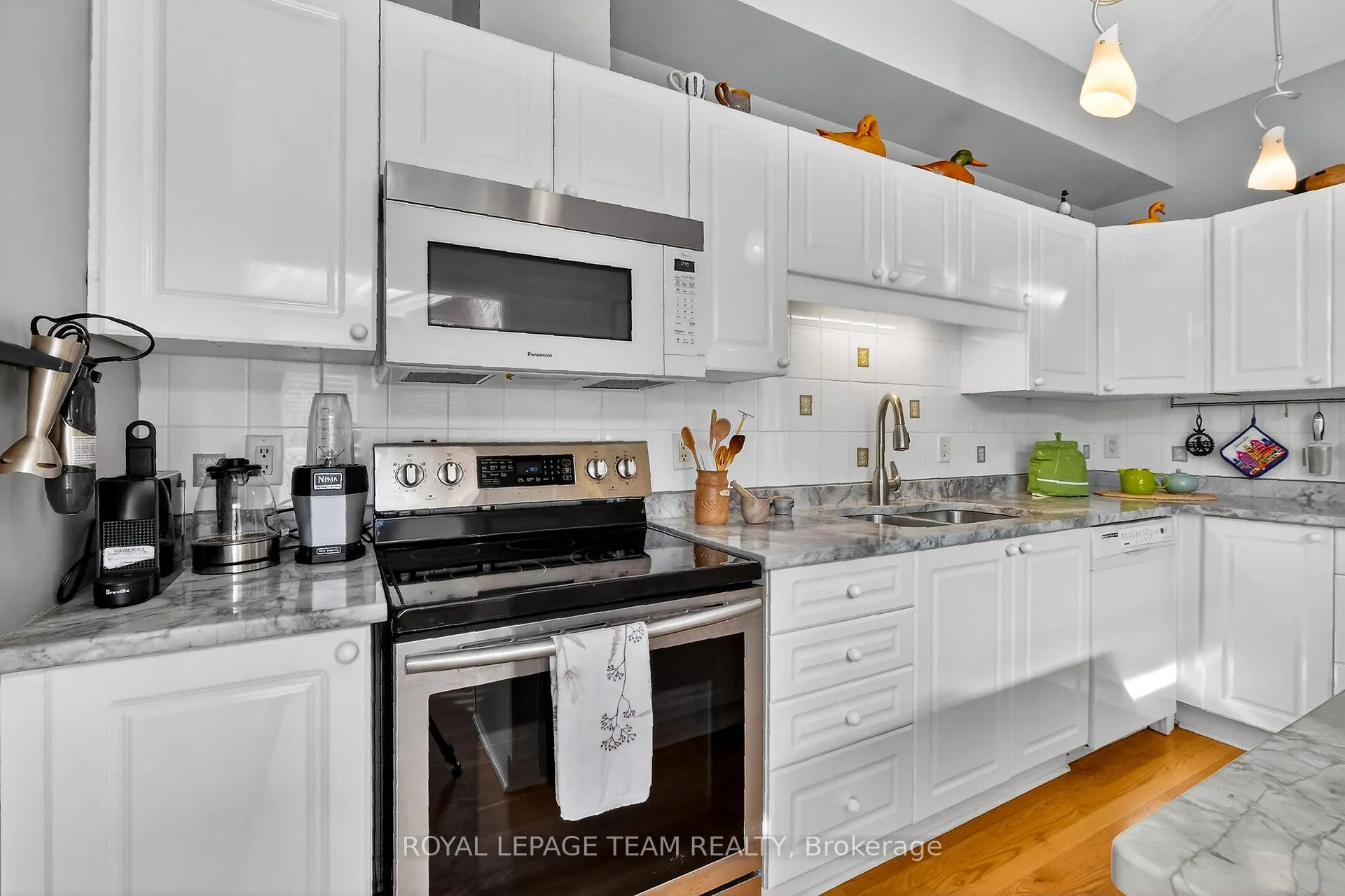Photo 19 of 52 Great Oak Private, Ottawa, Riverview Park — HOMEH