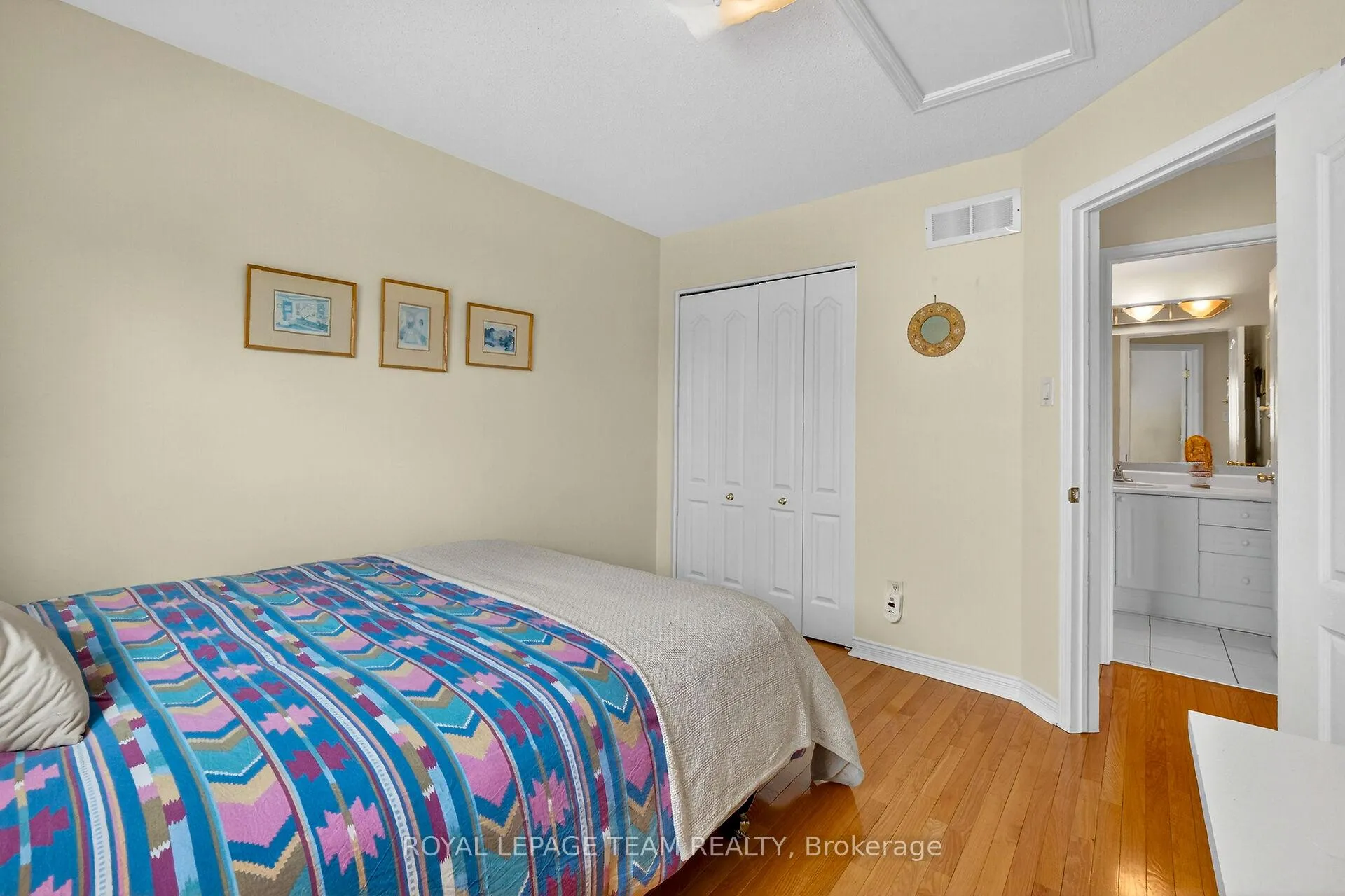 Photo 36 of 52 Great Oak Private, Ottawa, Riverview Park — HOMEH