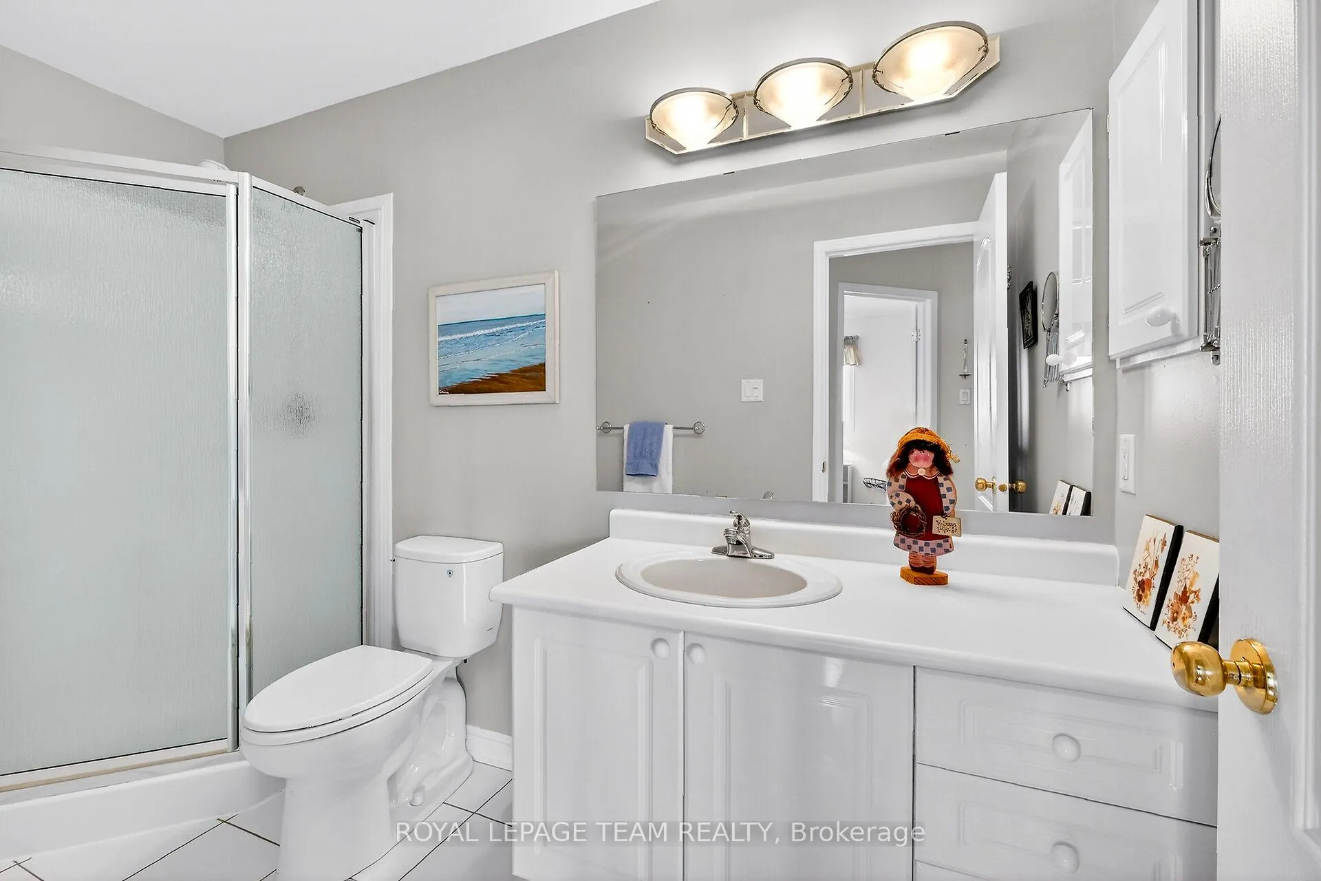 Photo 37 of 52 Great Oak Private, Ottawa, Riverview Park — HOMEH