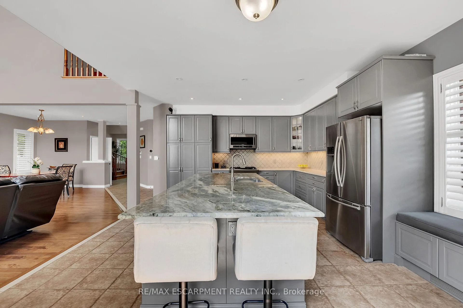 Photo 10 of 4 Moonstone Court, Hamilton, Gurnett — HOMEH
