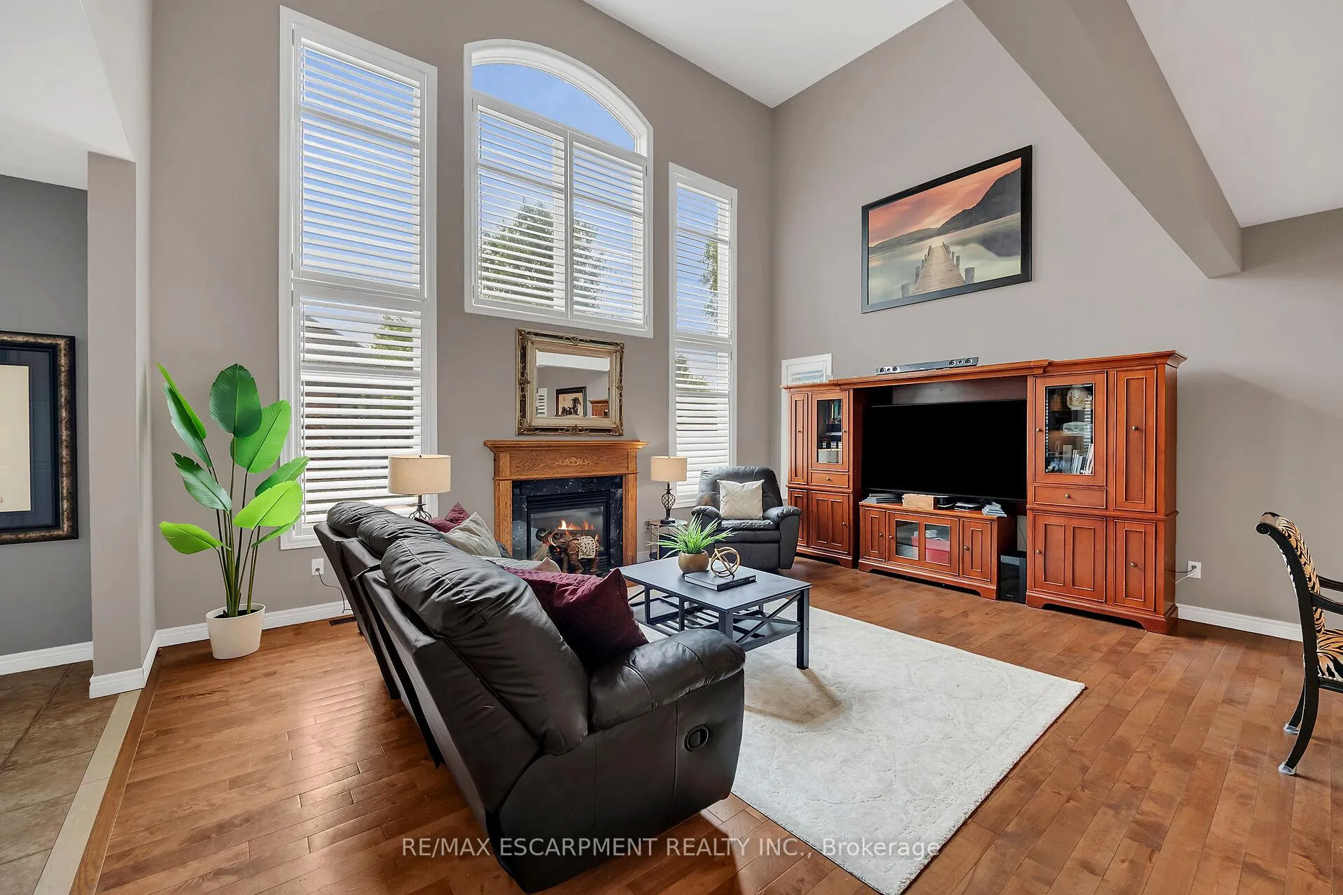 Photo 12 of 4 Moonstone Court, Hamilton, Gurnett — HOMEH