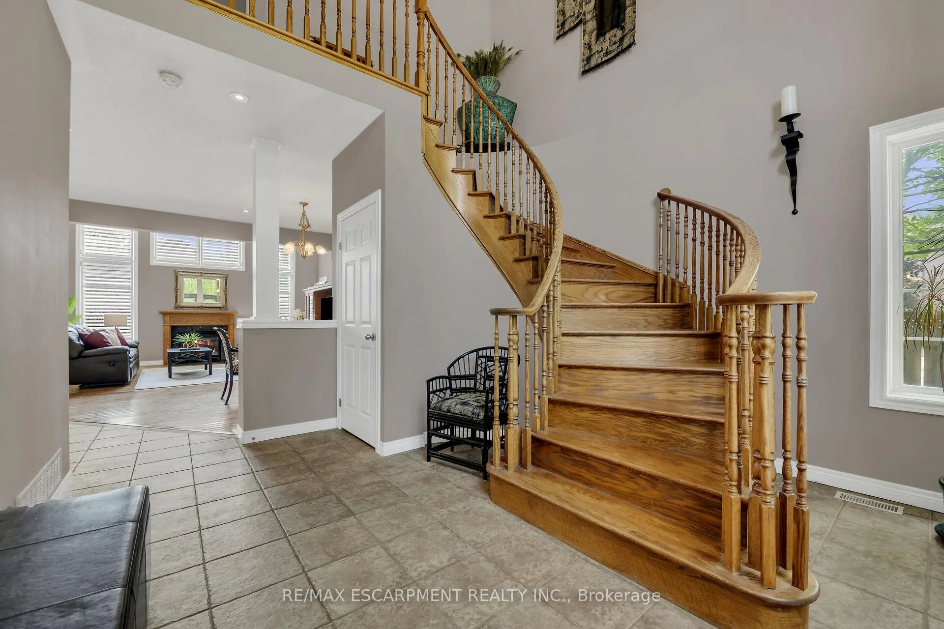 Photo 20 of 4 Moonstone Court, Hamilton, Gurnett — HOMEH
