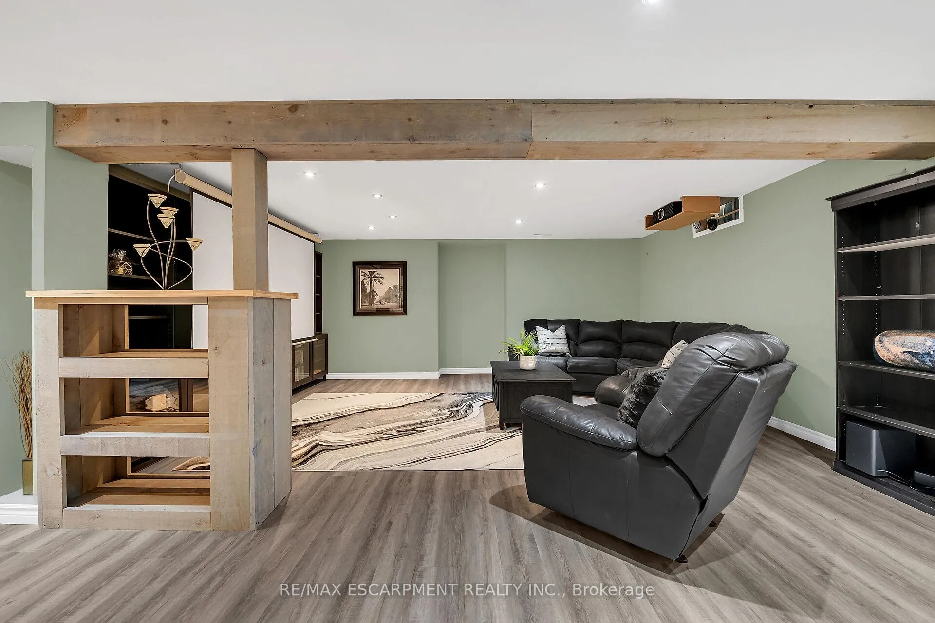 Photo 35 of 4 Moonstone Court, Hamilton, Gurnett — HOMEH