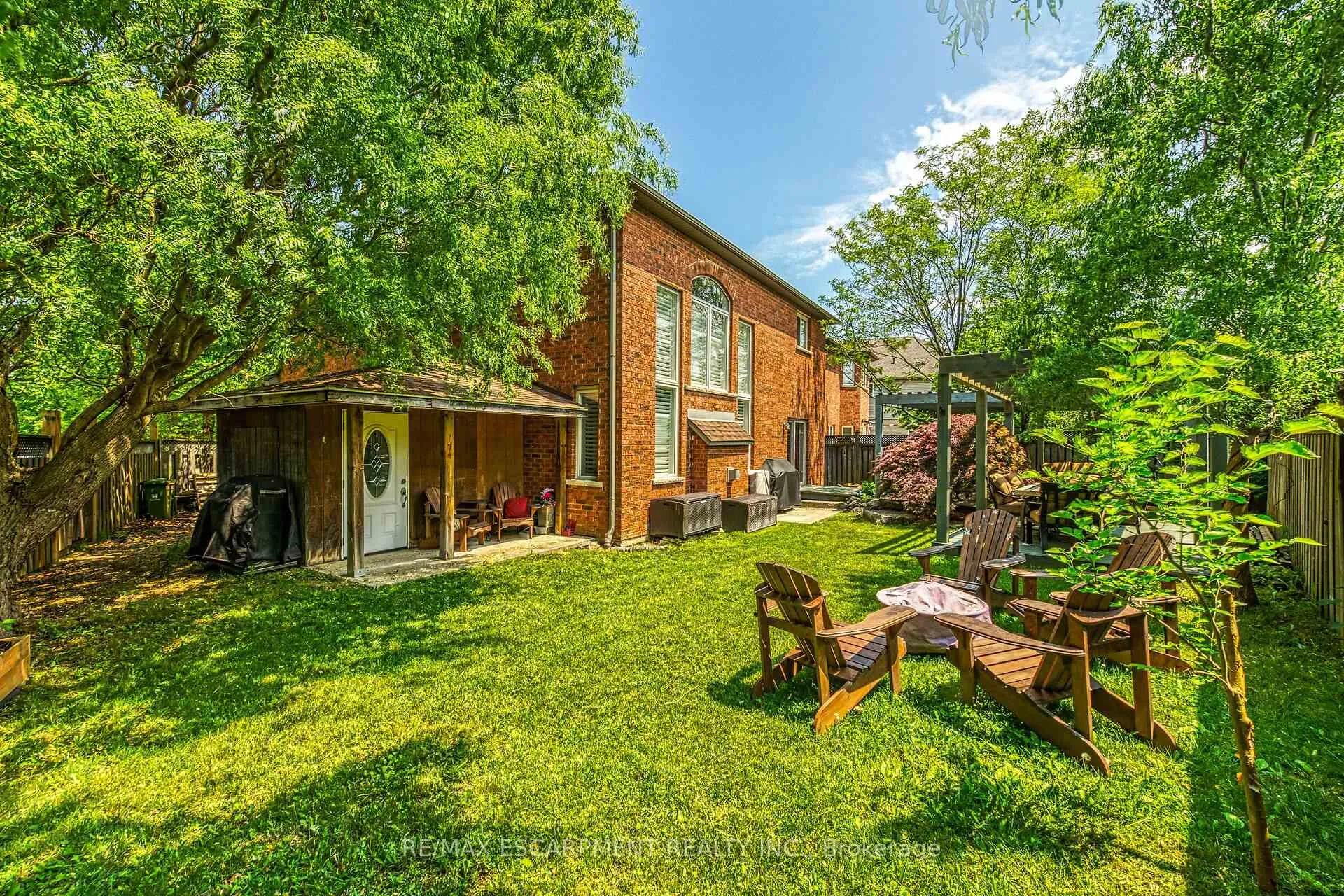 Photo 45 of 4 Moonstone Court, Hamilton, Gurnett — HOMEH